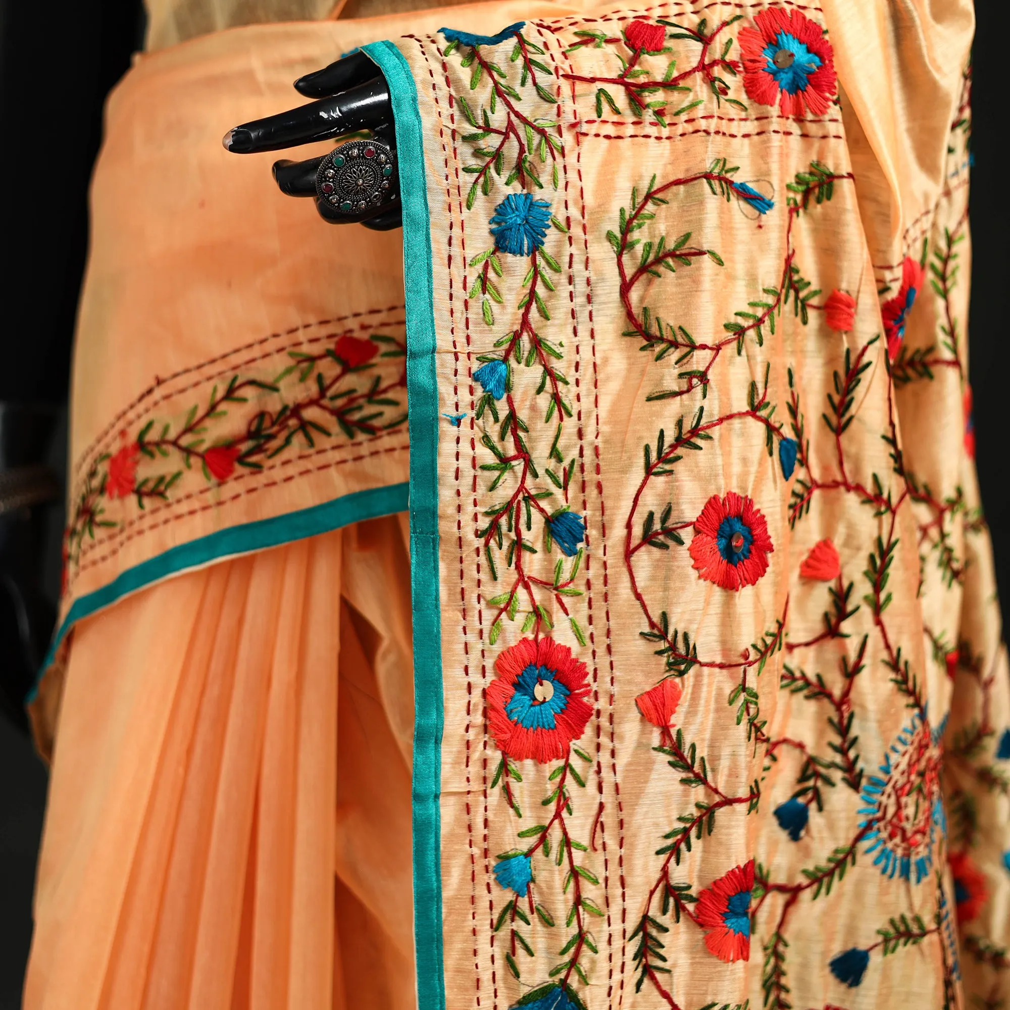Peach - Hand Embroidered Chapa Work Silk Cotton Saree 27 sold by Itokri product image thumbnail 3