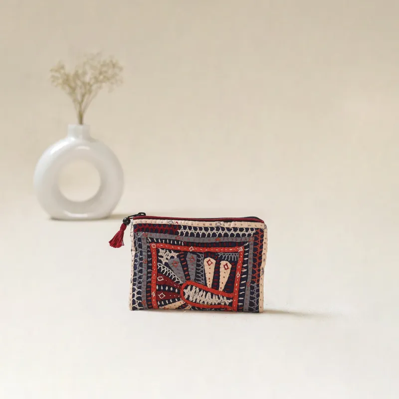 Kutch Dhebariya Qatab Hand Embroidered Coin Pouch 84 made by Itokri