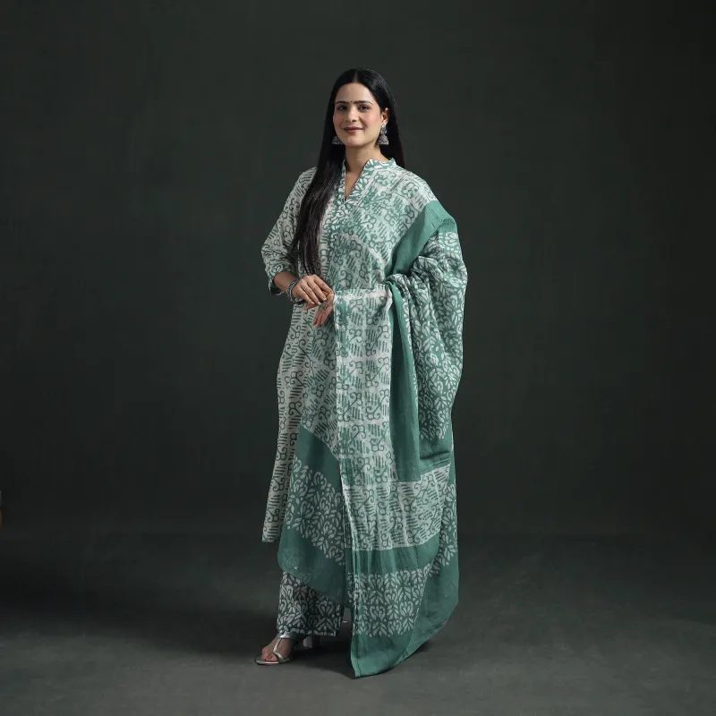 Green - Hand Batik Print Cotton Suit Set with Dupatta for Women 08 made by Itokri