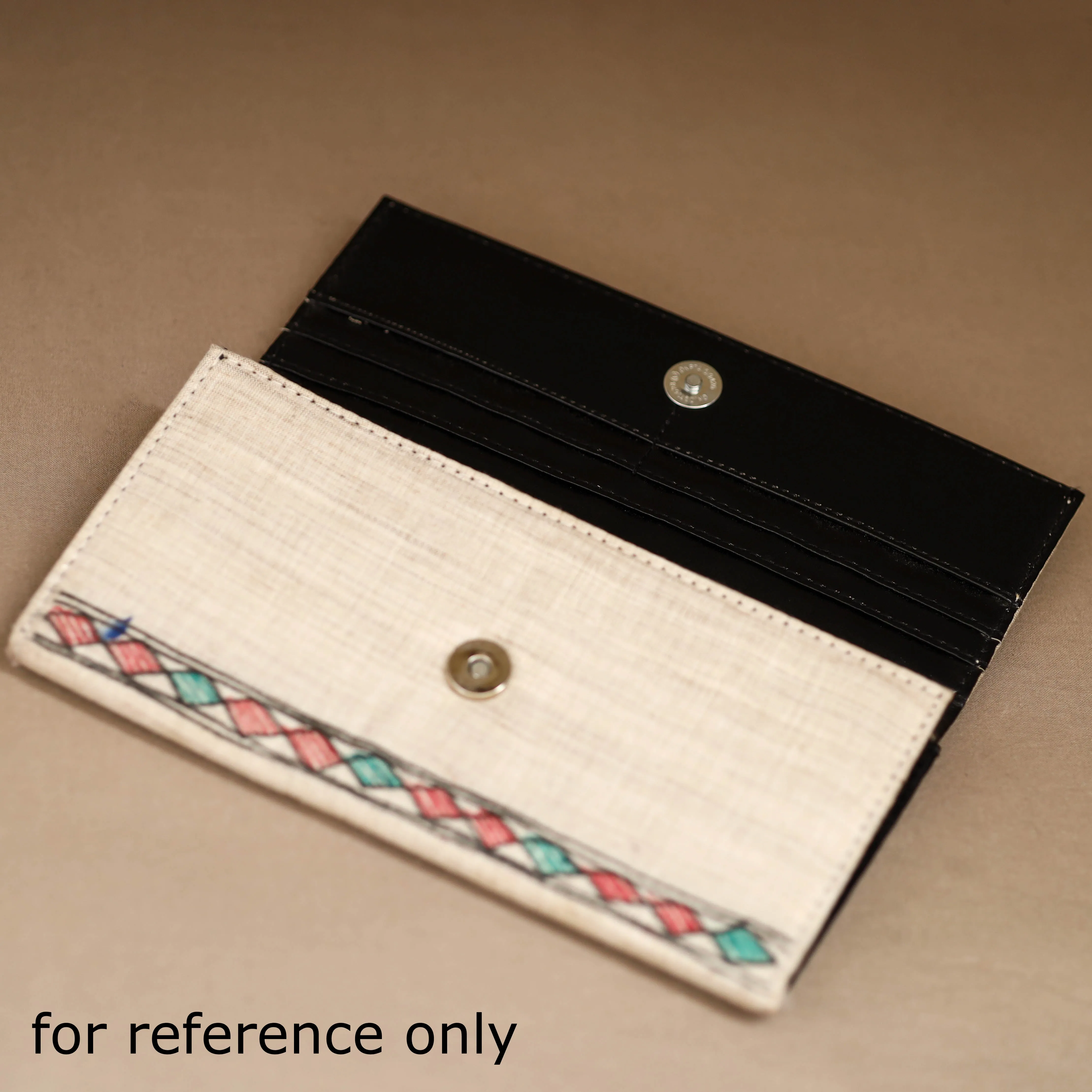 Handpainted Madhubani Clutch 17 sold by Itokri product image thumbnail 4