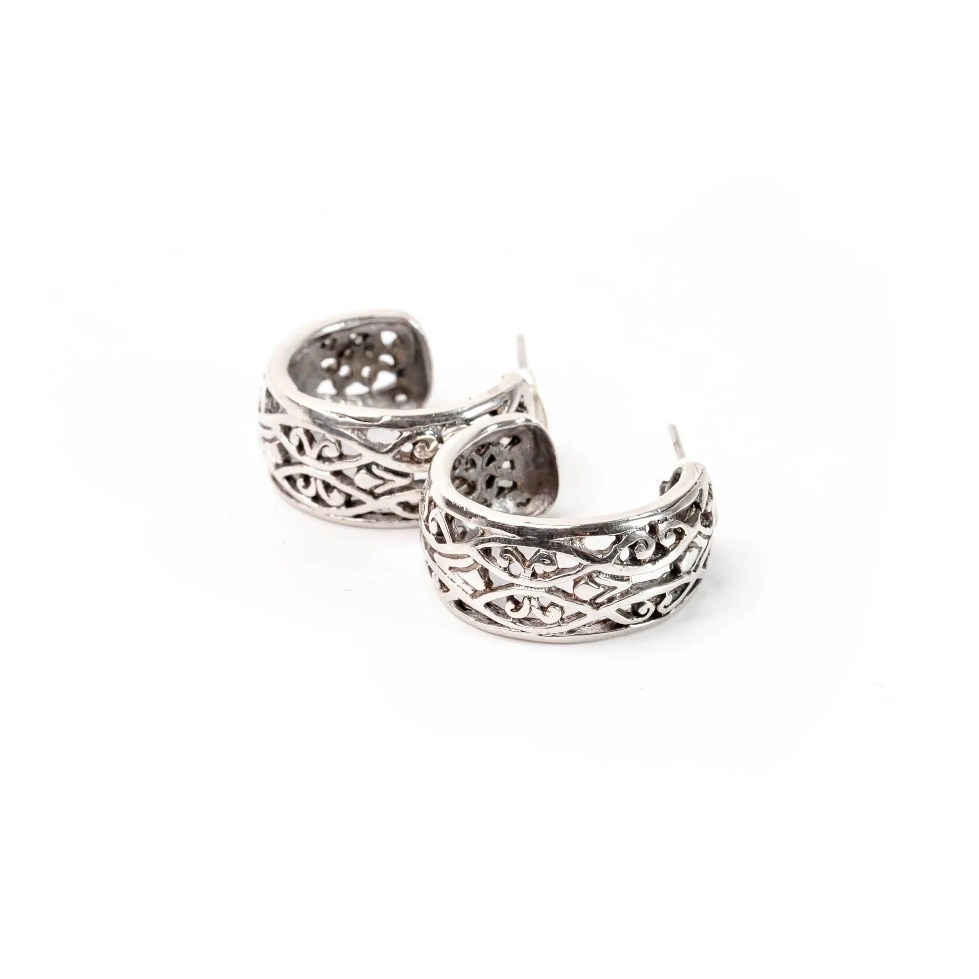 Padang Half Carving sold by Love Anchor