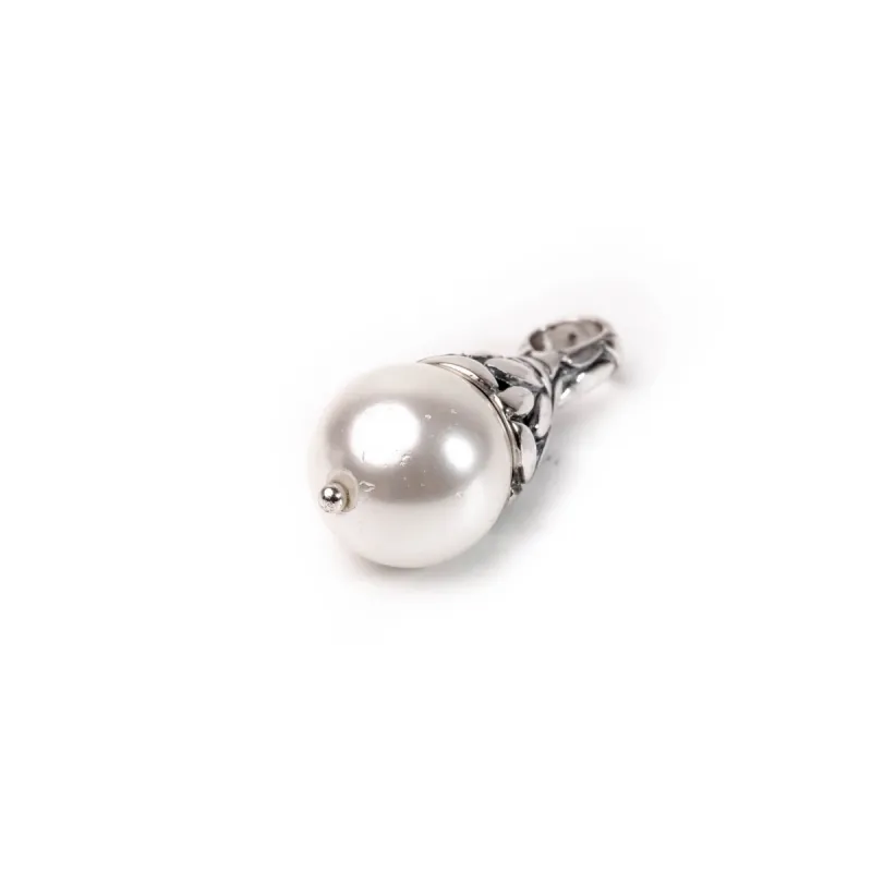 Pendant Pearl sold by Love Anchor
