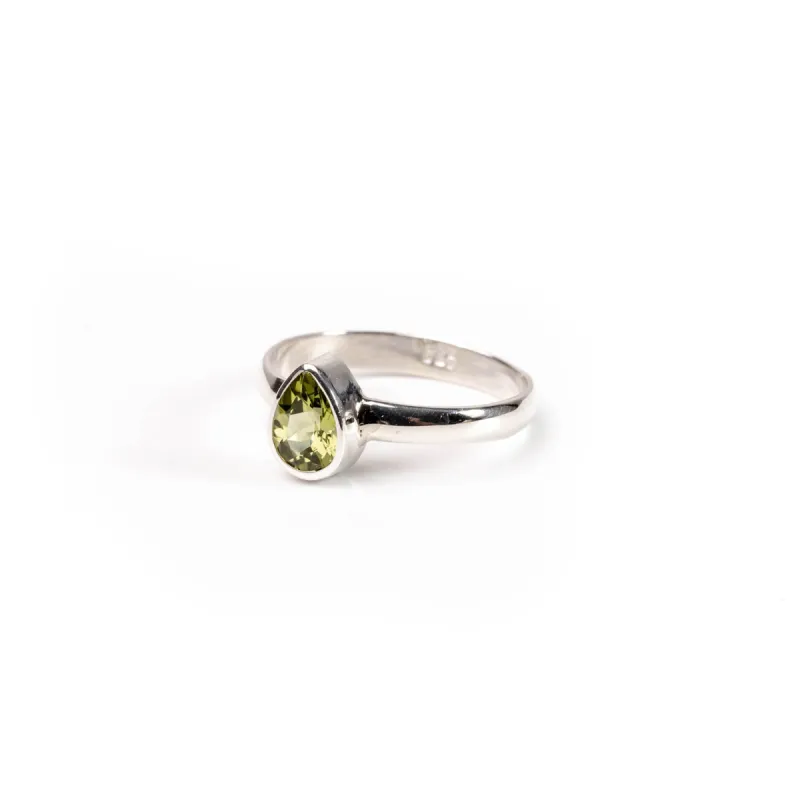 Ring Peridot Teardrop sold by Love Anchor