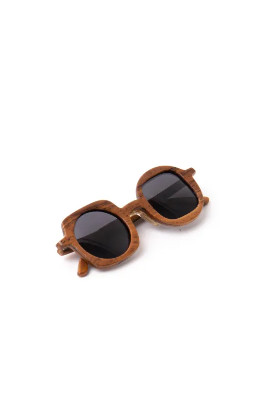 Sunglasses Pore Rosewood sold by Love Anchor