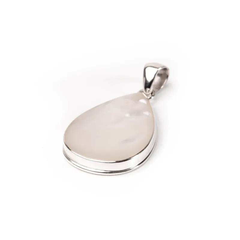 Pendant White Shell 2 sold by Love Anchor