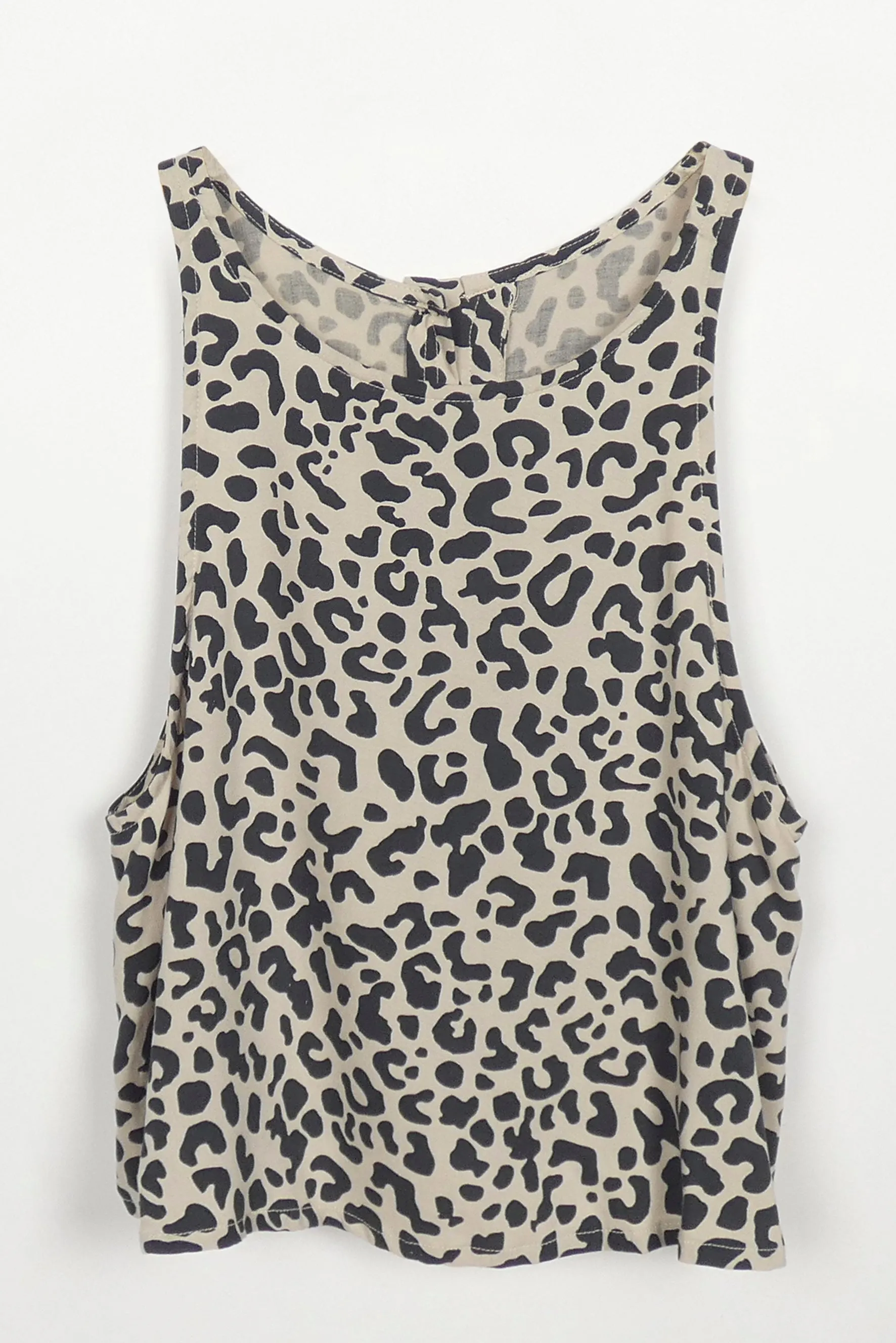 Top Ladybug Leopard Savana sold by Suennoaj