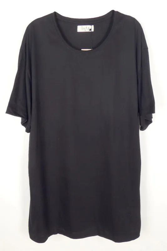 TEE BYRON sold by Suennoaj