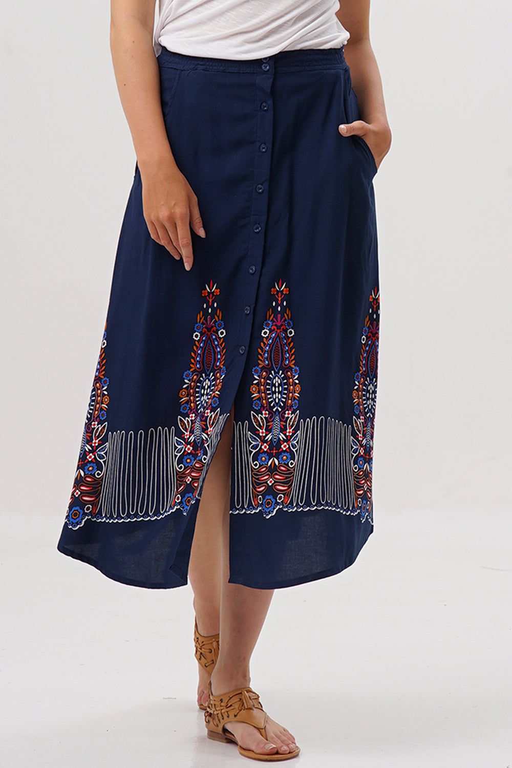 Midi Skirt Archi Swedish Embroidery sold by Suennoaj product image thumbnail 2