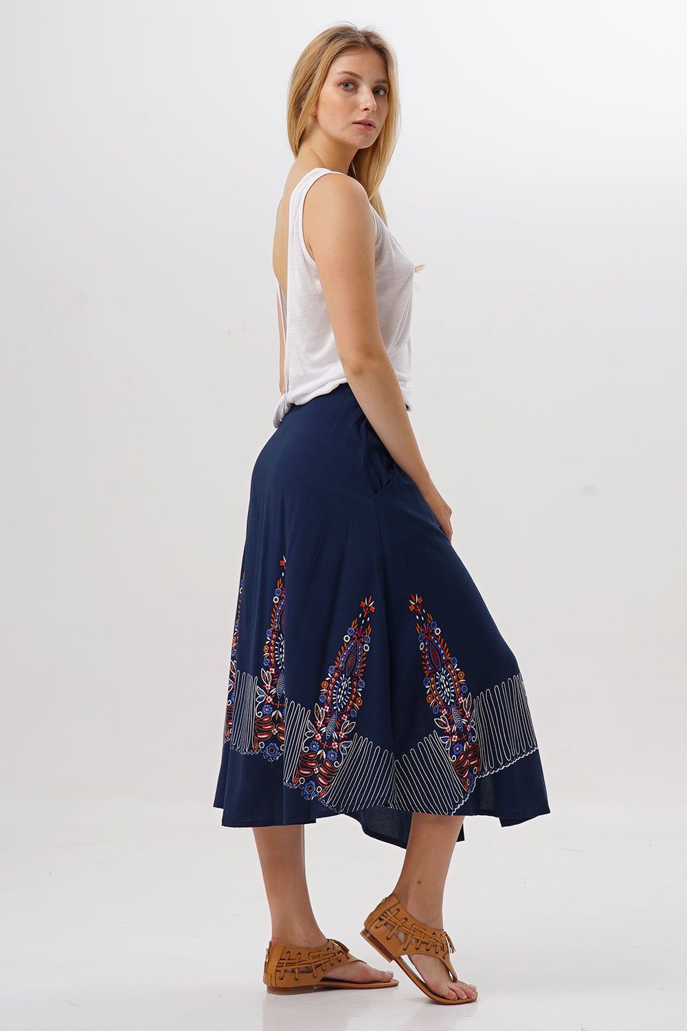Midi Skirt Archi Swedish Embroidery sold by Suennoaj product image thumbnail 3