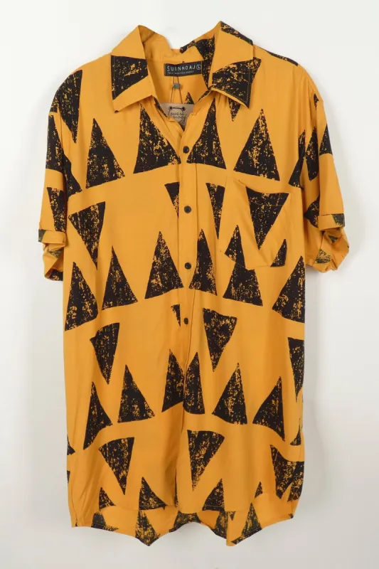 SHIRT LIPAT ARCHI sold by Suennoaj