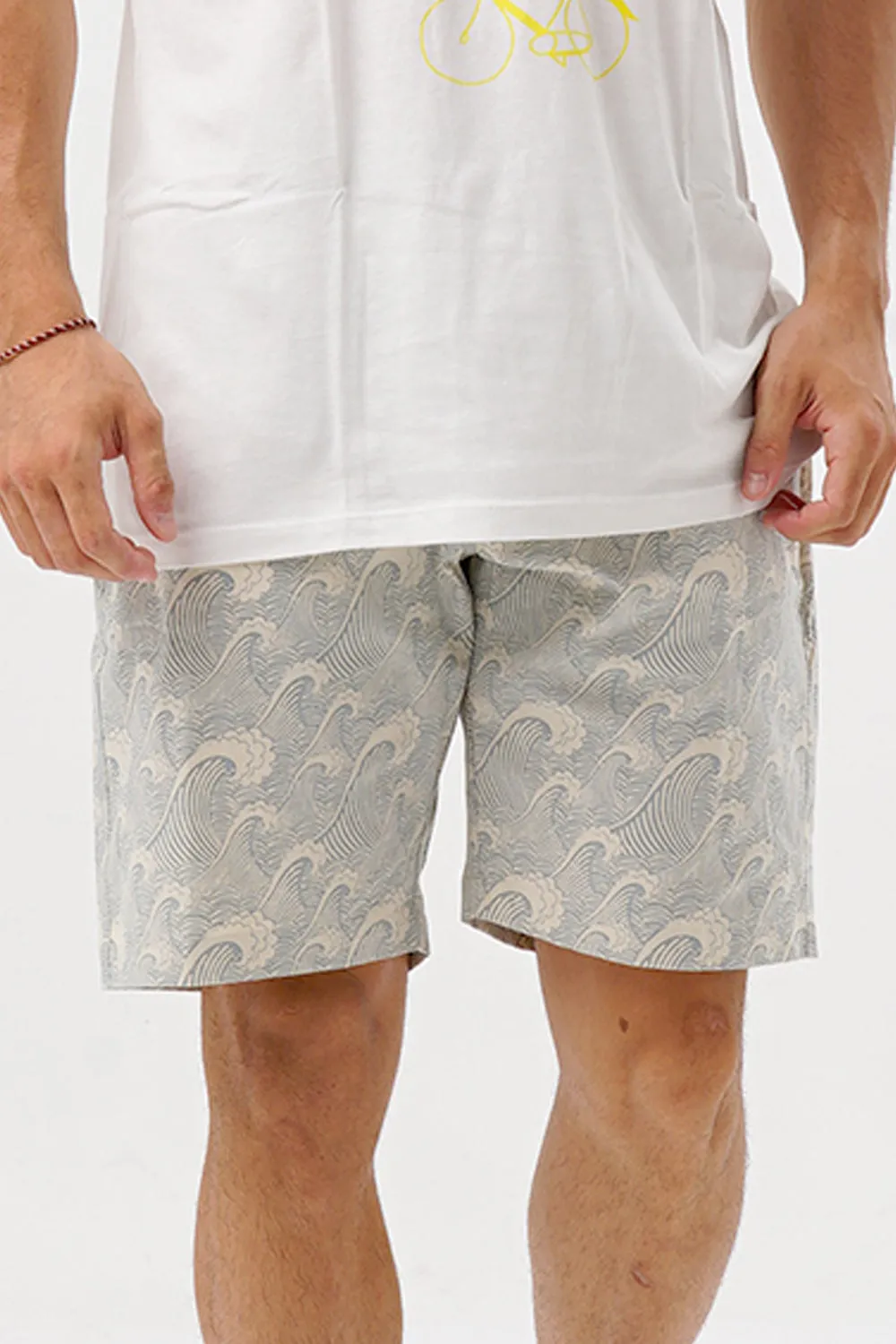 Walk short Spandex Waves sold by Suennoaj