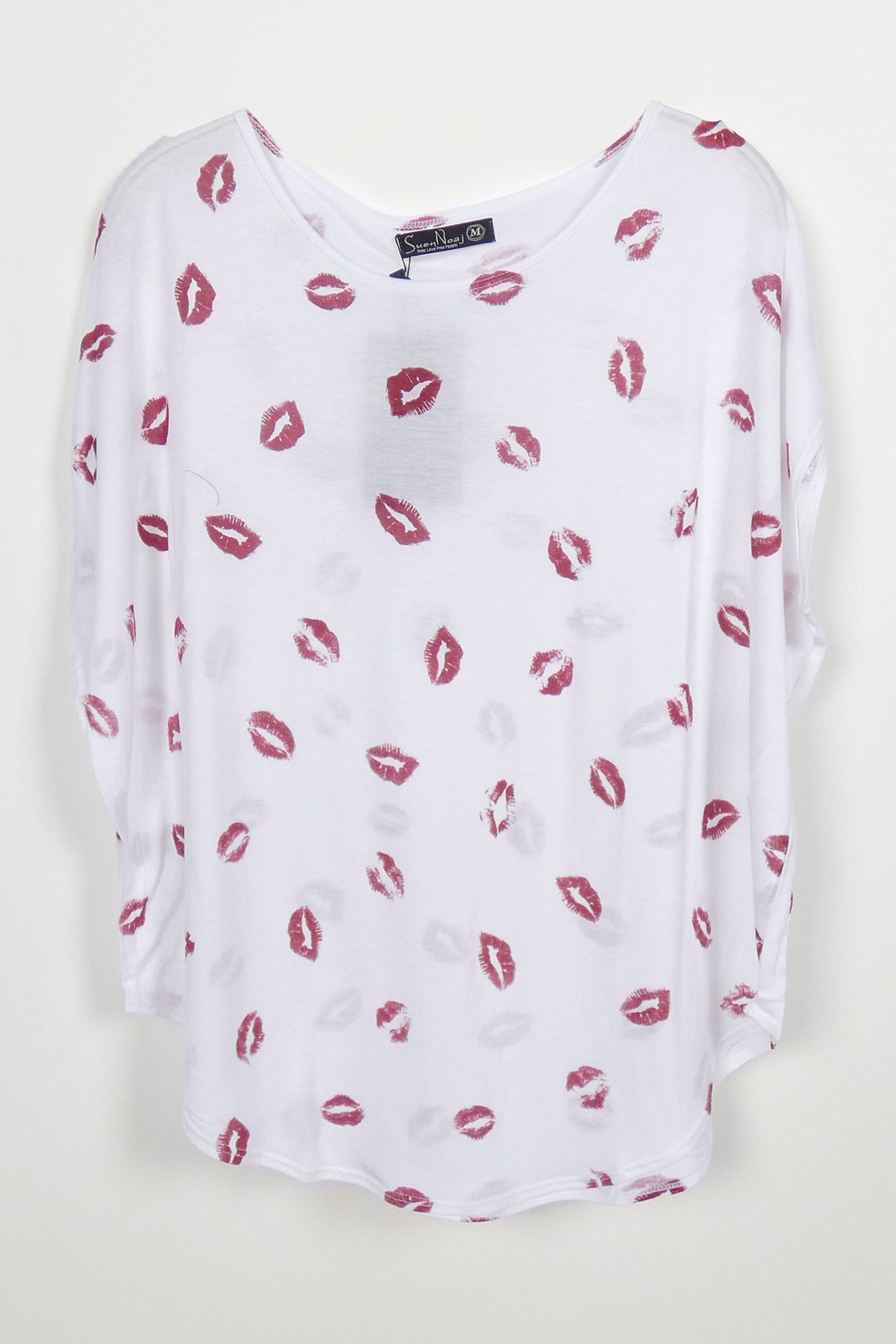T-Shirt Doggy Lips sold by Suennoaj
