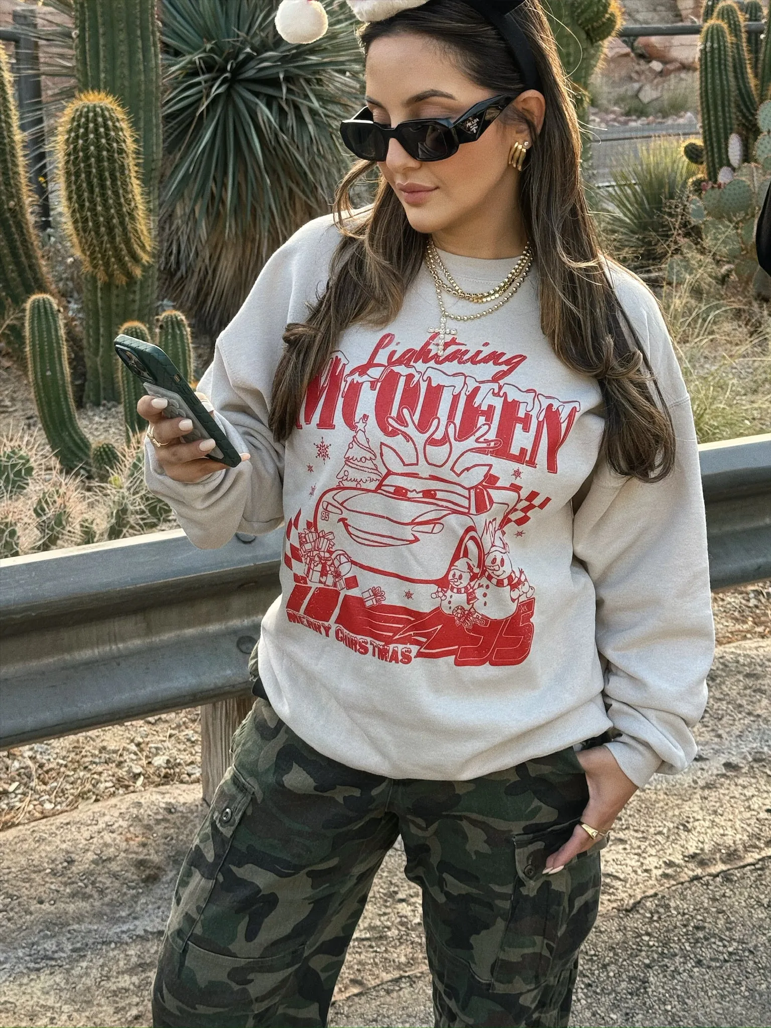 KACHOW X-MAS CREWNECK sold by Elvn Elvn product image thumbnail 2