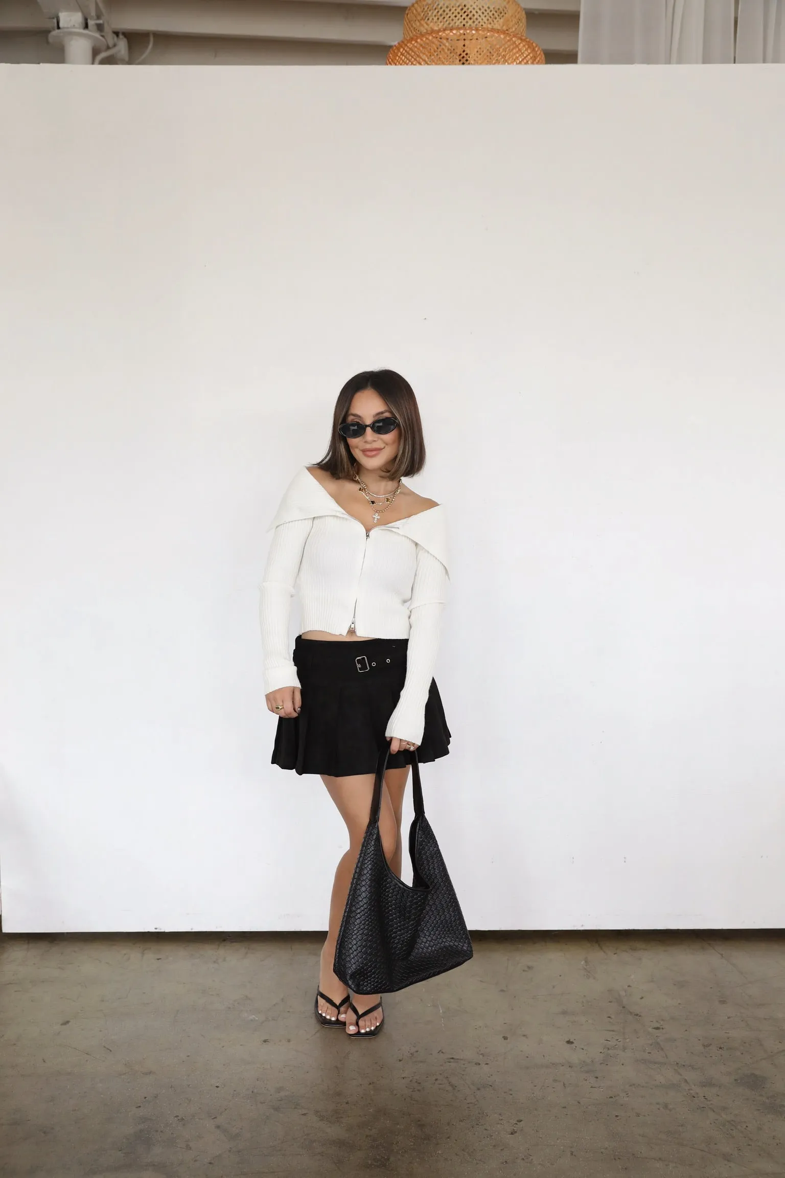 BARDOT SHOULDER TOP sold by Elvn Elvn product image thumbnail 4