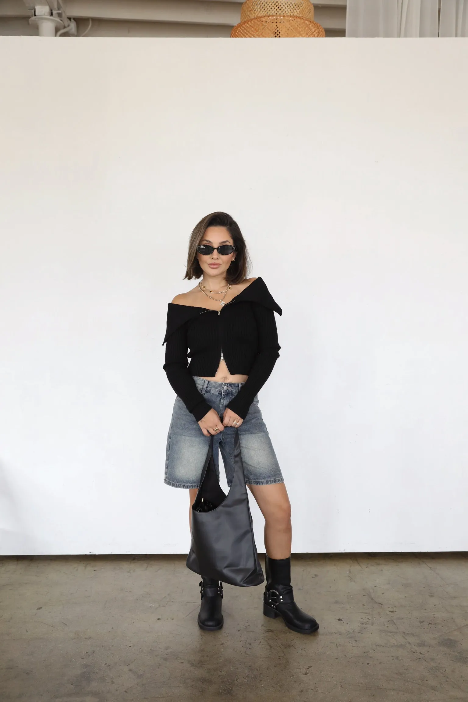 BARDOT SHOULDER TOP sold by Elvn Elvn product image thumbnail 2