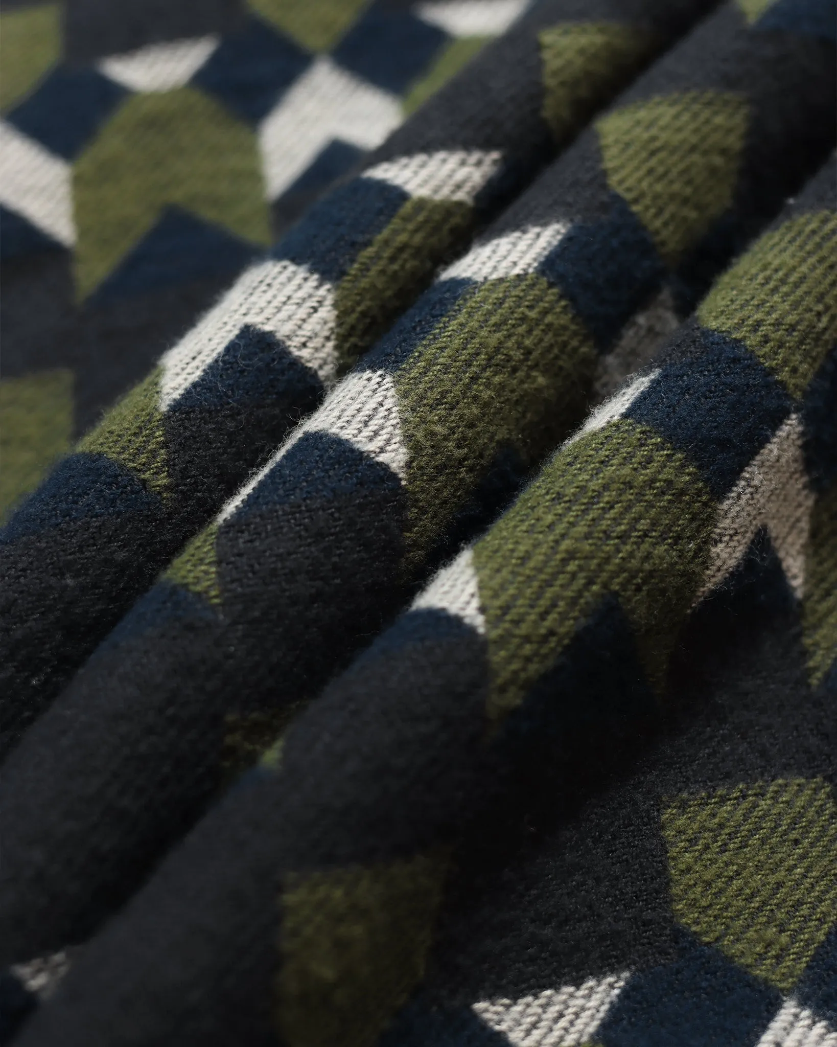 Hiro Overshirt - Arrows sold by Far Afield product image thumbnail 5