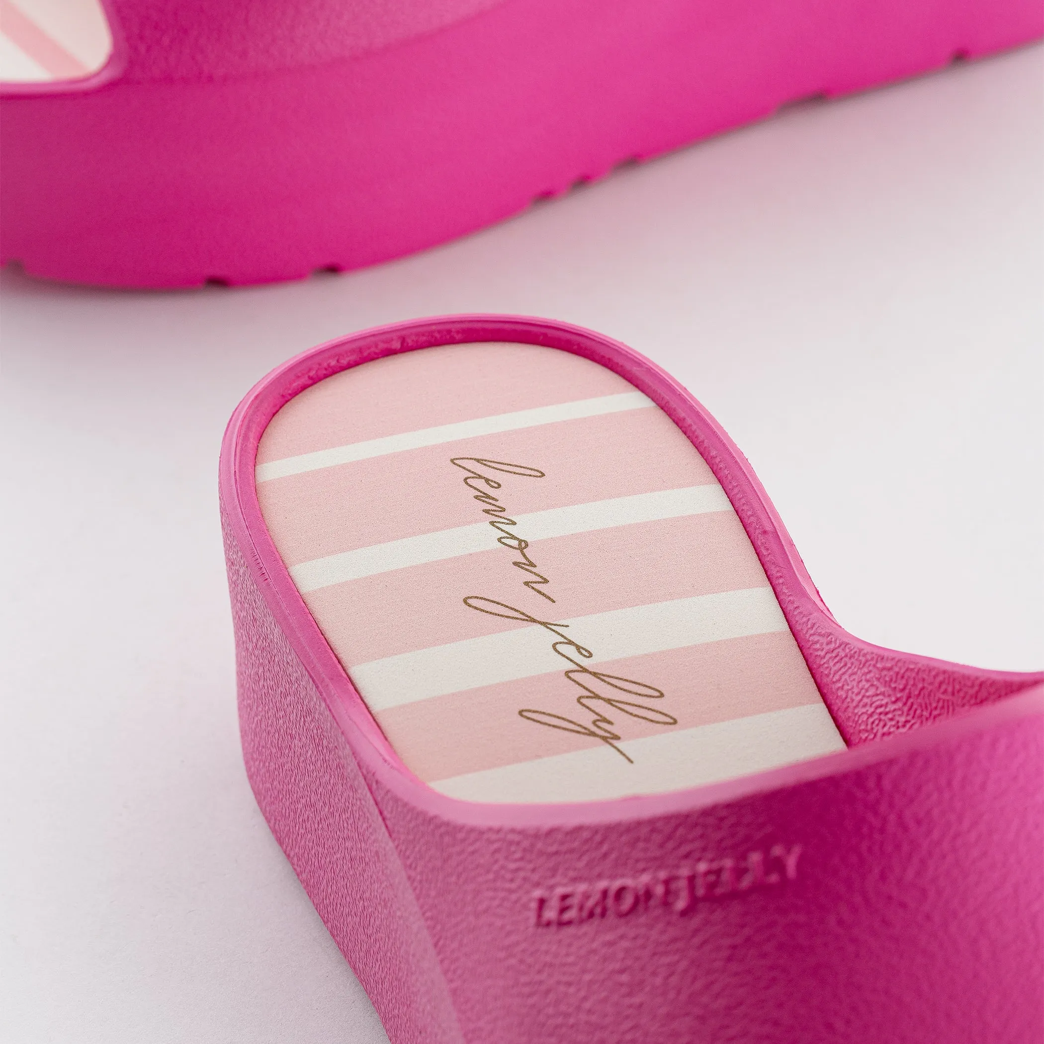 Solis Fuschia sold by Lemon Jelly product image thumbnail 4