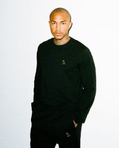 OVO® ESSENTIALS LONGSLEEVE T-SHIRT - BLACK sold by OVO