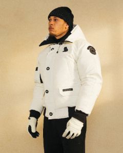 Canada Goose Chilliwack Bomber - White sold by OVO