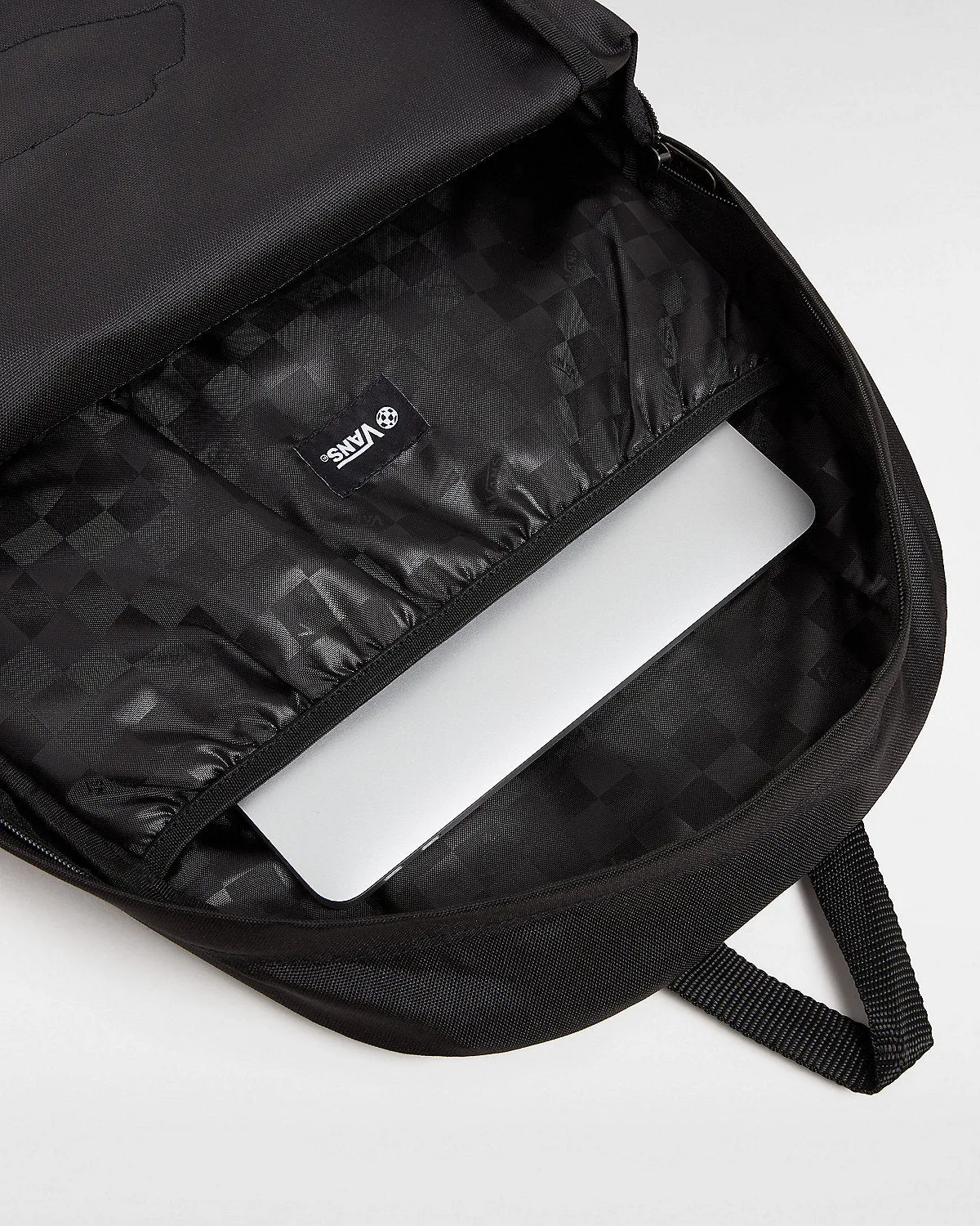 VANS Unisex Old Skool Classic Backpack - Black sold by The Foot Factory product image thumbnail 5