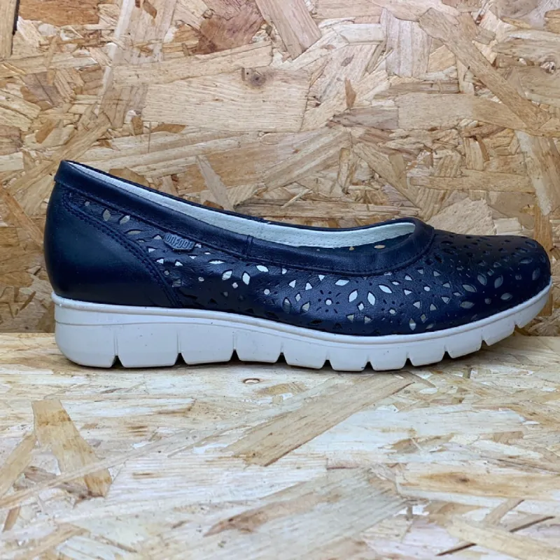 On Foot Womens Leather Shoe - Navy sold by The Foot Factory