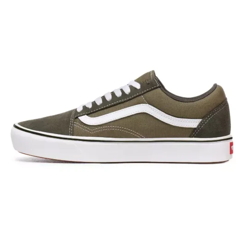 VANS Mens Comfycush Old Skool Trainers - Grape sold by The Foot Factory