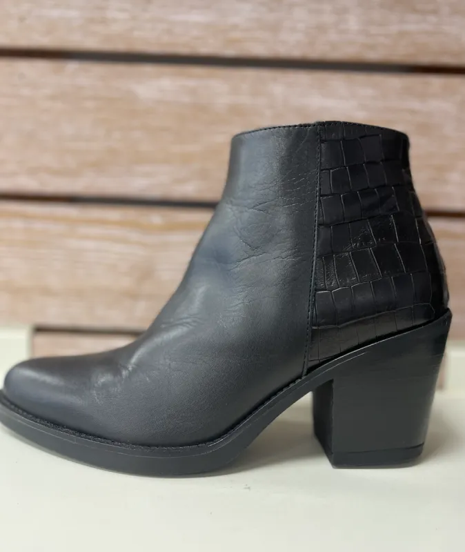 Patricia Millar Womens Leather Ankle Boots - Black sold by The Foot Factory