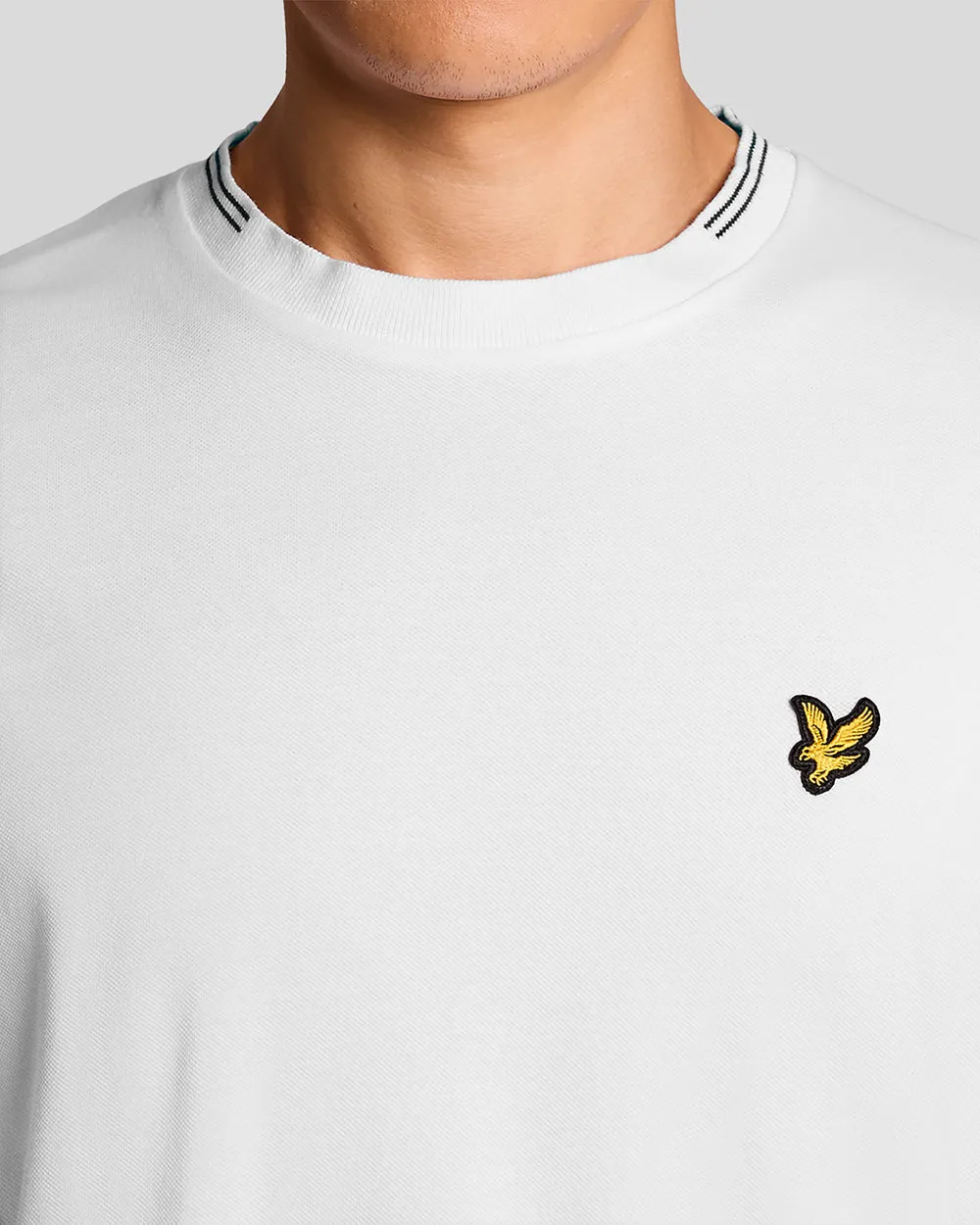 Lyle & Scott Mens Fine Tipped T-Shirt | White Everglade sold by The Foot Factory product image thumbnail 3