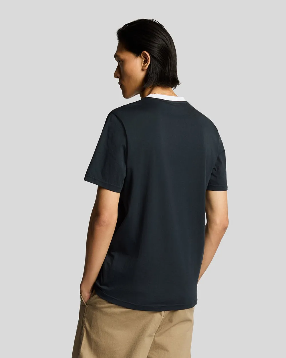 Lyle & Scott Mens Linen Blend Raglan T-Shirt | Dark Navy sold by The Foot Factory product image thumbnail 3