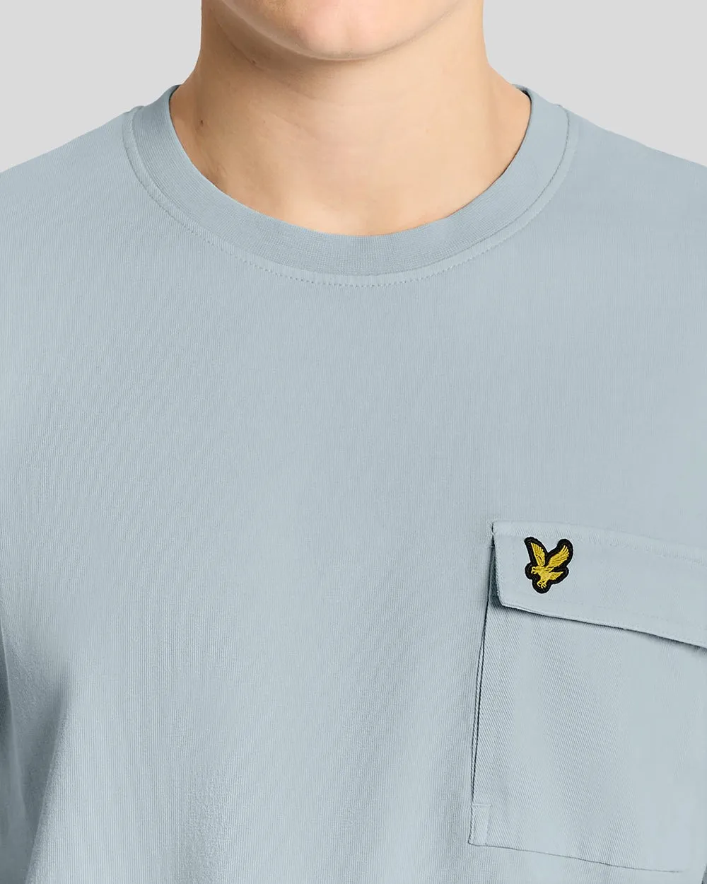 Lyle & Scott Mens Cargo Pocket T-Shirt | Opal Blue sold by The Foot Factory product image thumbnail 3