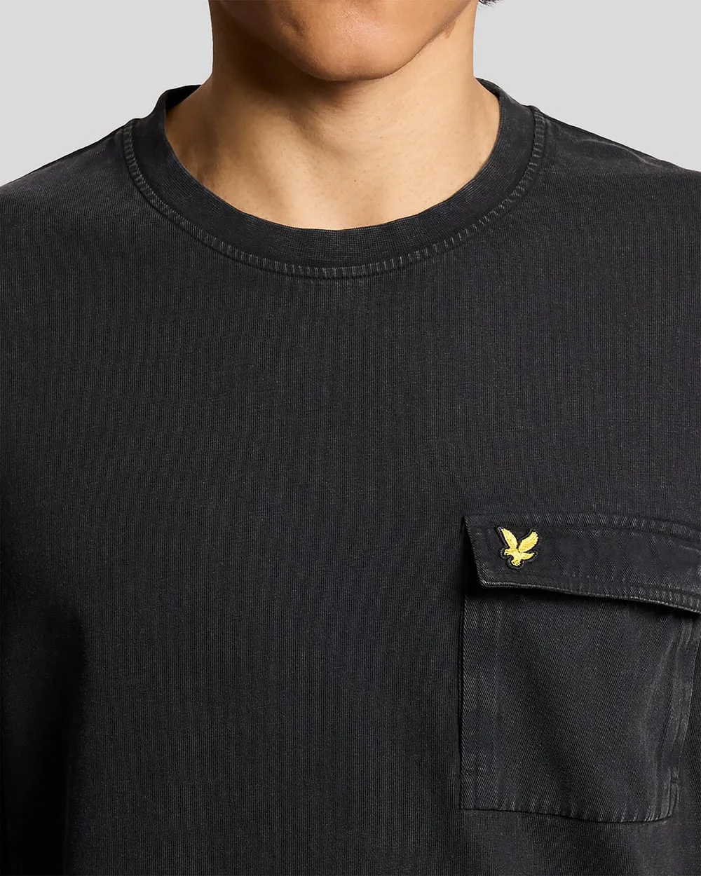 Lyle & Scott Mens Cargo Pocket T-Shirt | Jet Black sold by The Foot Factory product image thumbnail 3
