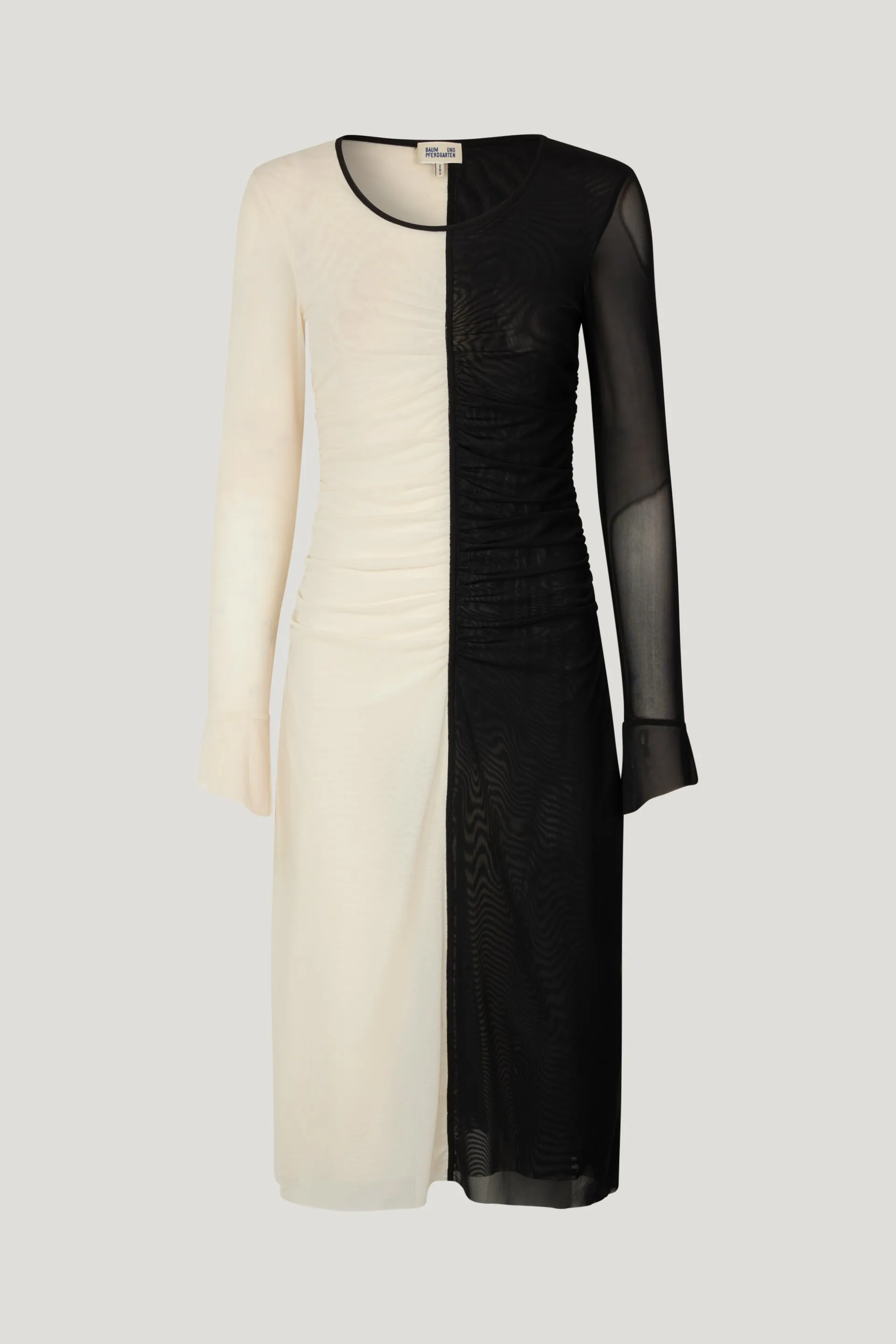 JANIS | Black and Jet sold by Baum und Pferdgarten product image thumbnail 3