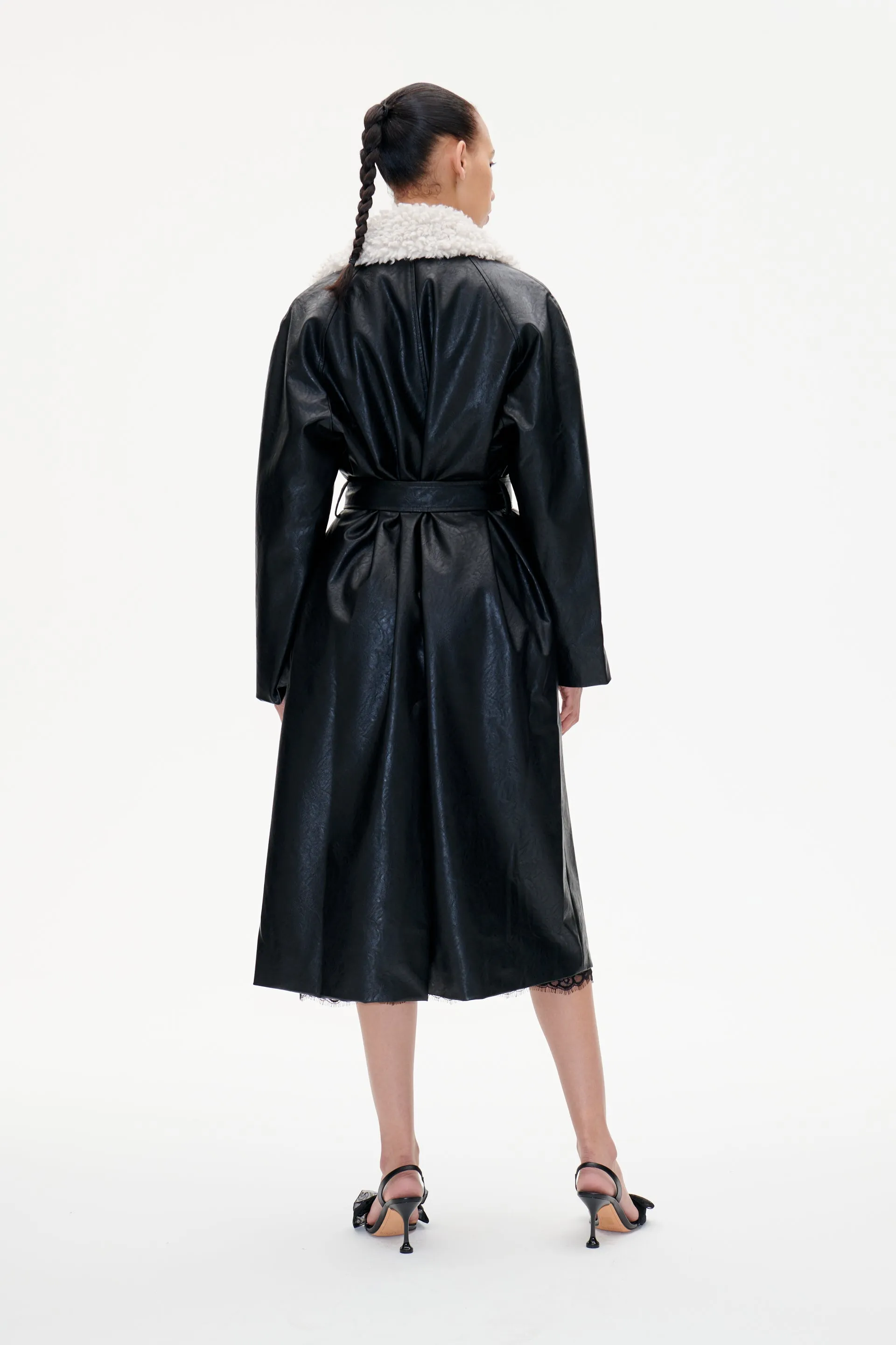 DELIZE COAT | Black sold by Baum und Pferdgarten product image thumbnail 2