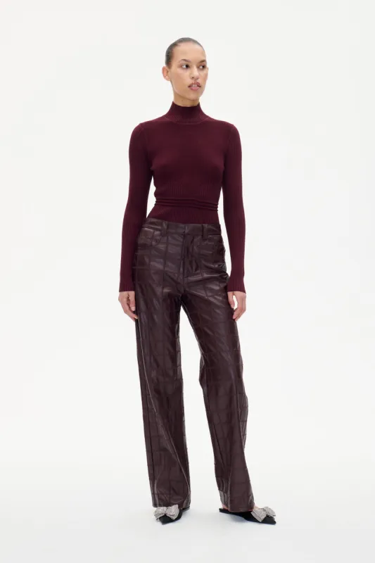 CARMA | Darkest Burgundy sold by Baum und Pferdgarten