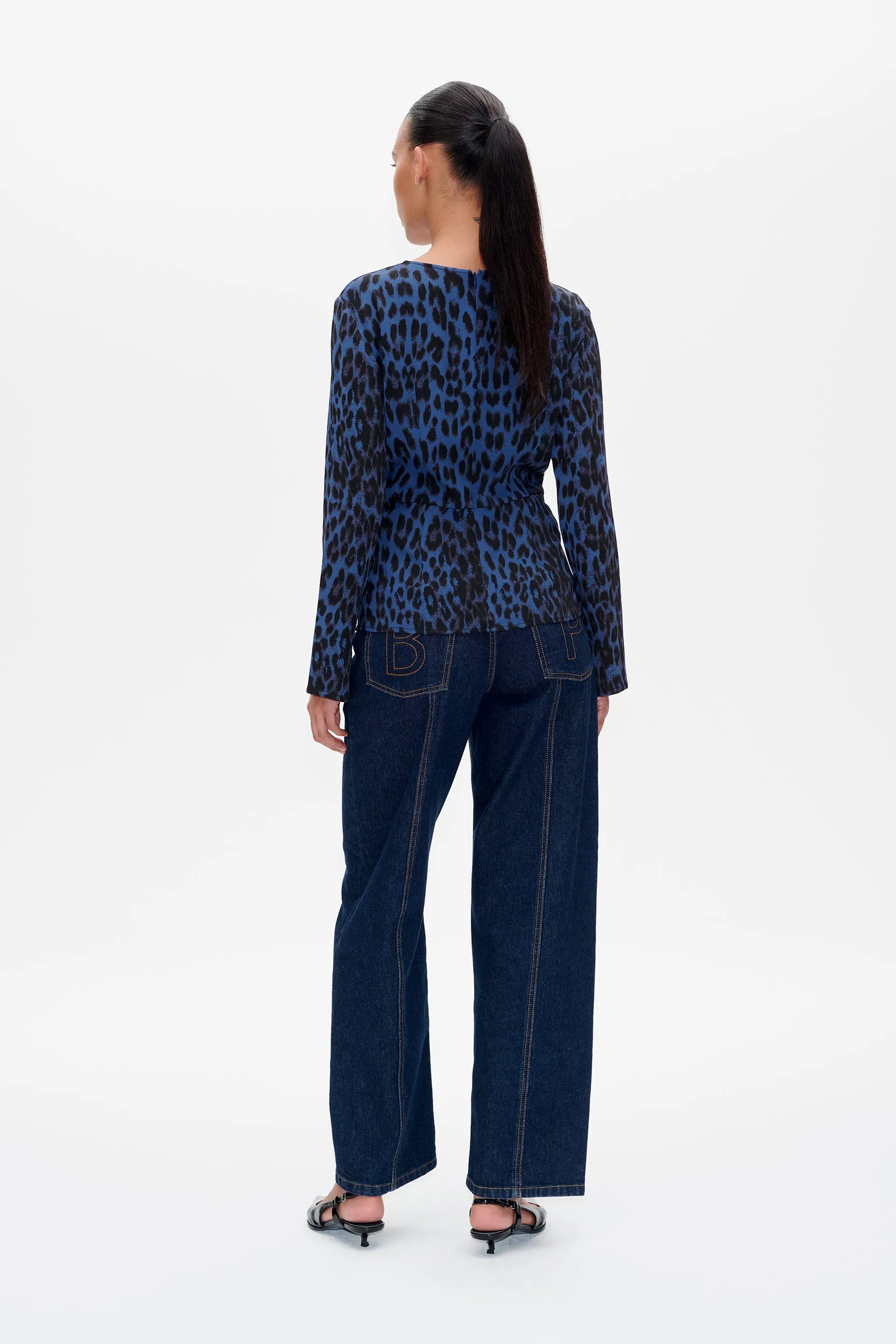 MAKEYLA BLOUSE | Blue Baum Leo sold by Baum und Pferdgarten product image thumbnail 2