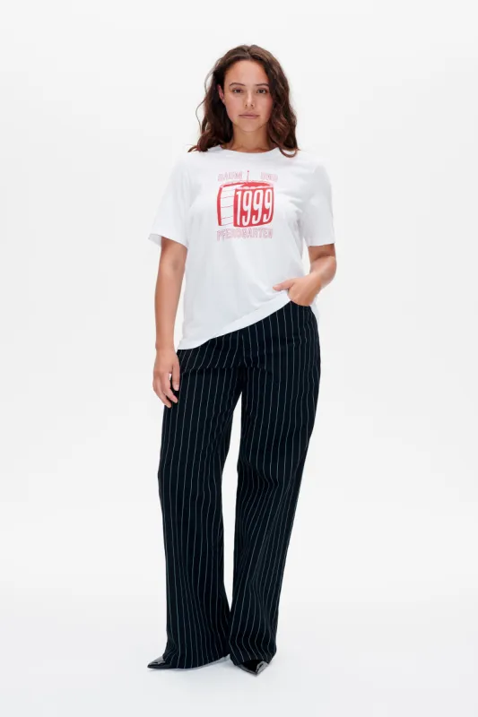 JAWO T-SHIRT | Bright White Cake sold by Baum und Pferdgarten