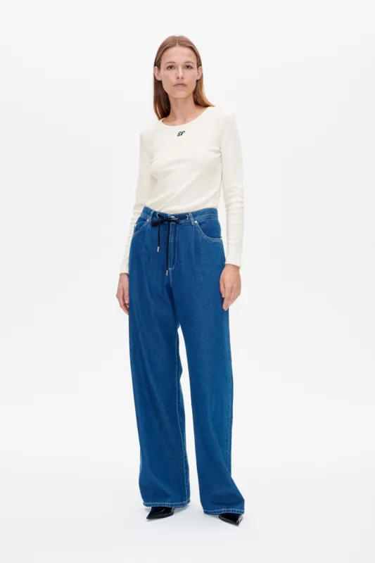 NANNY JEANS | Light Worn Denim sold by Baum und Pferdgarten