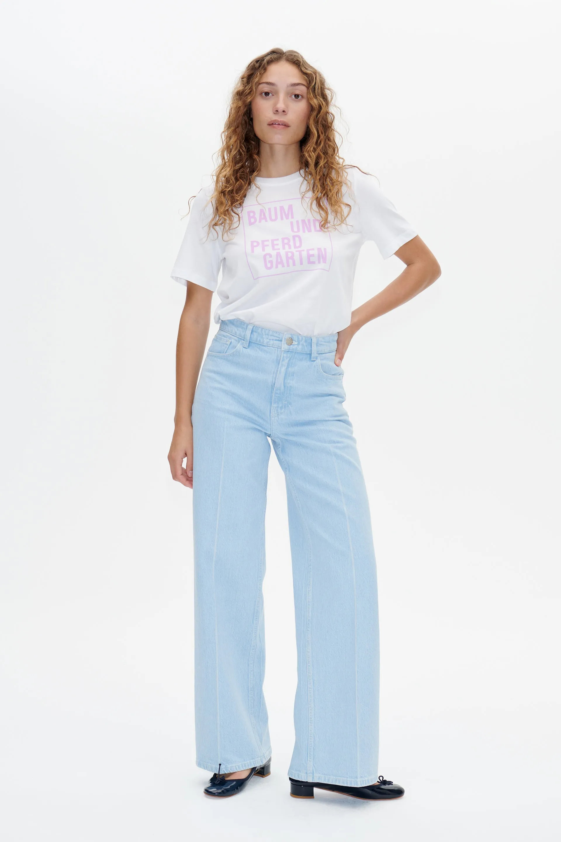 JAWO T-SHIRT | Orchid Logo Box sold by Baum und Pferdgarten