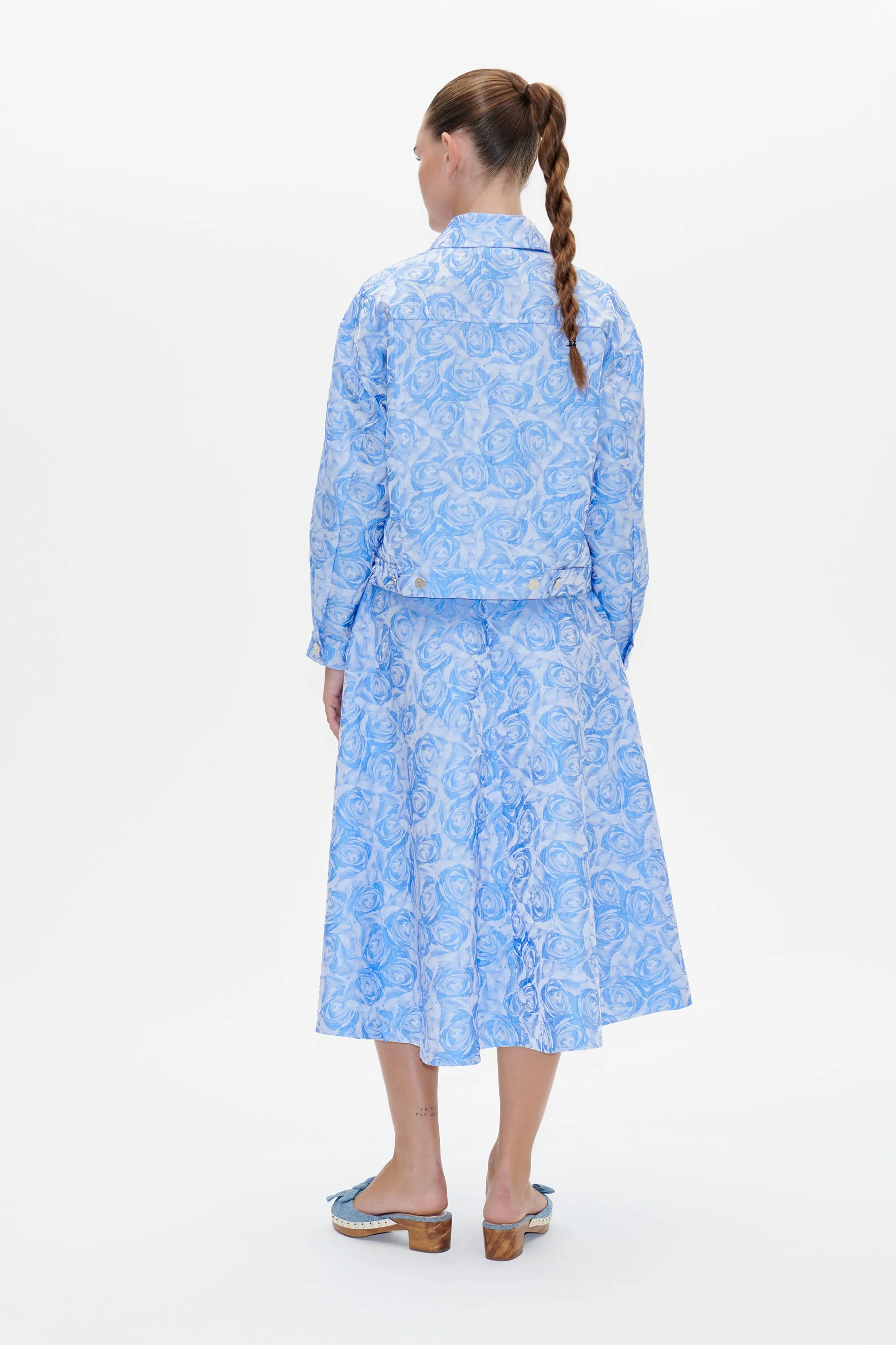 BERETTE JACKET | Blue Rose Jacquard sold by Baum und Pferdgarten product image thumbnail 2