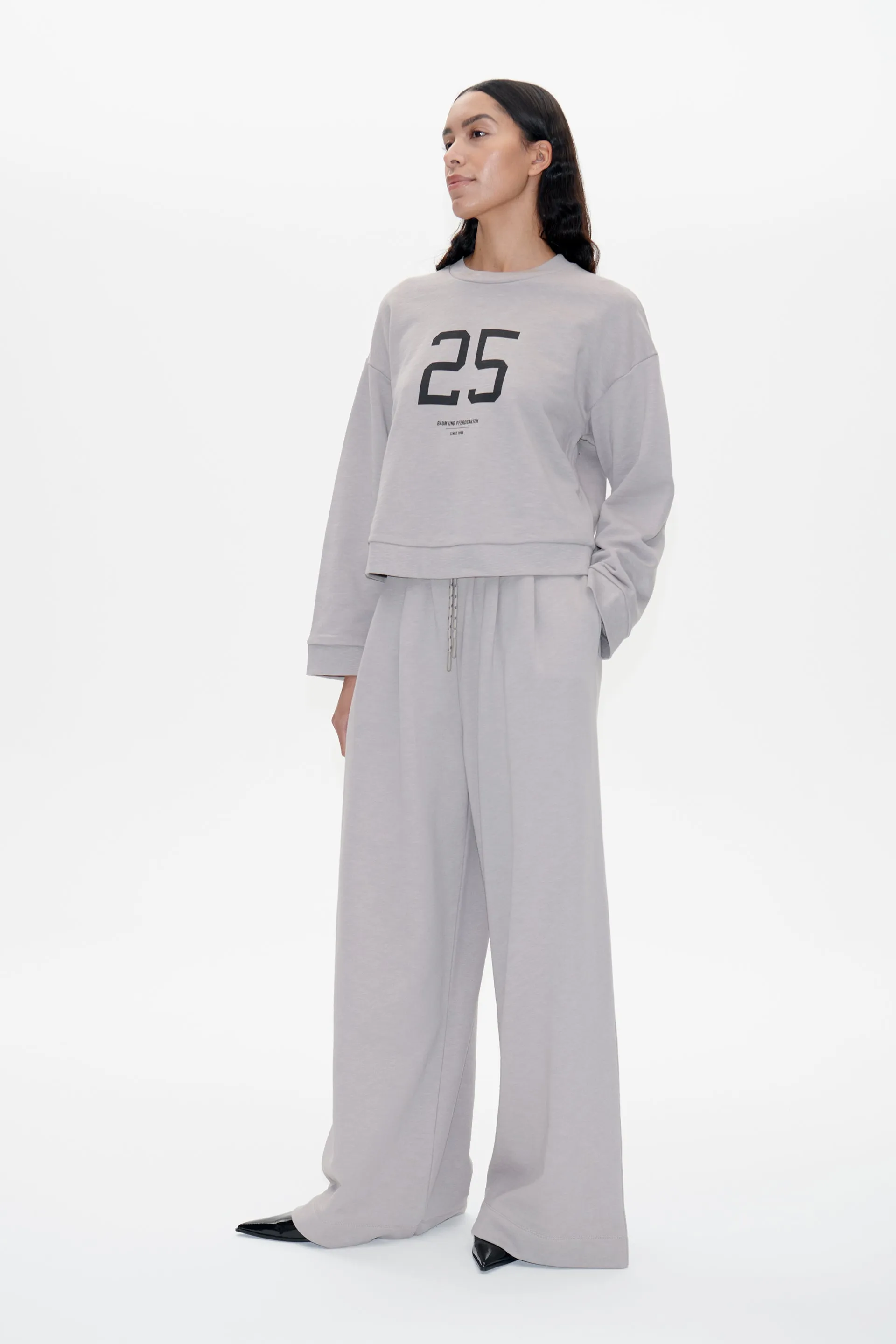 JANOMI TROUSERS | Light Ash sold by Baum und Pferdgarten