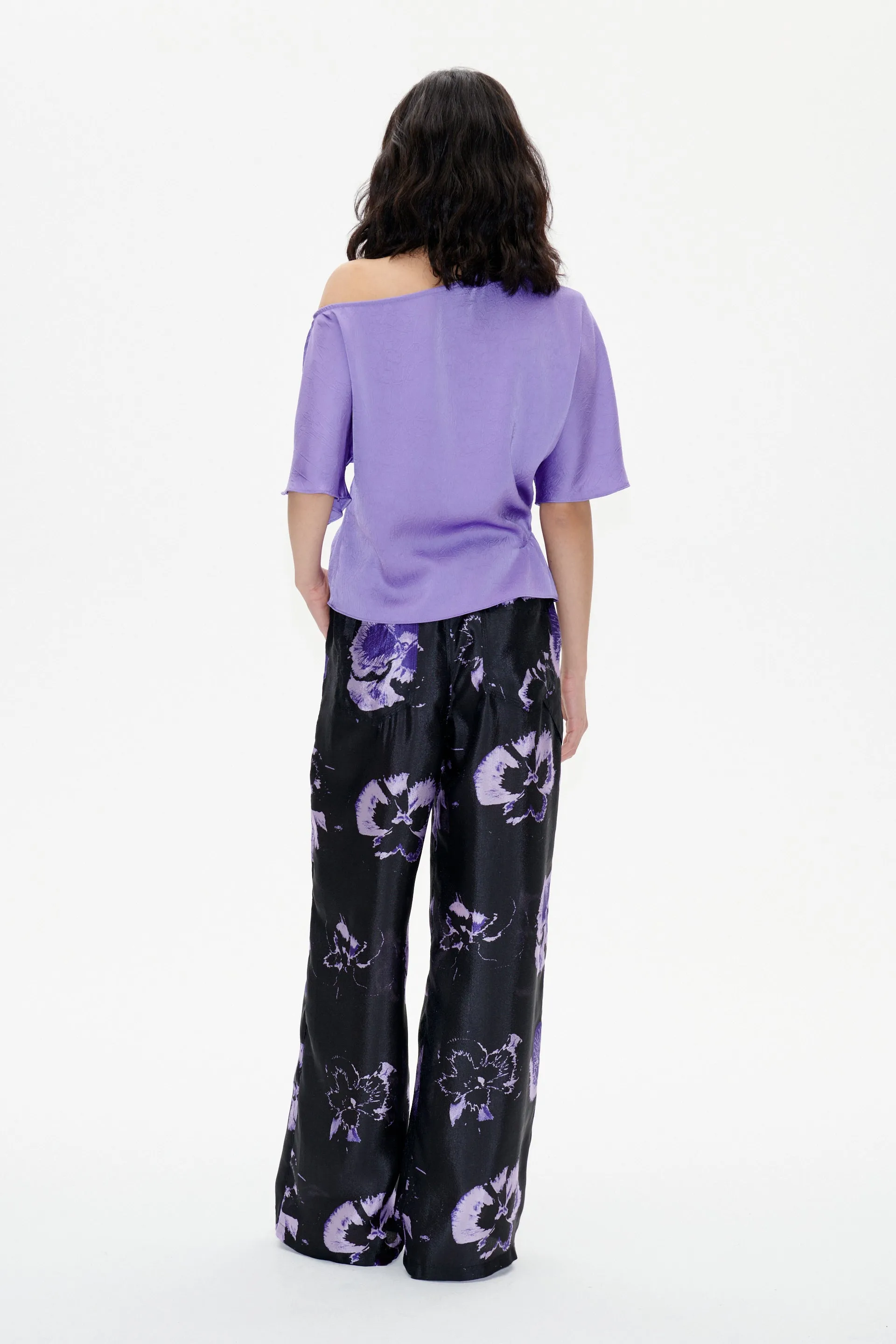 NEDDIE PANTS | Purple Pansy sold by Baum und Pferdgarten product image thumbnail 2