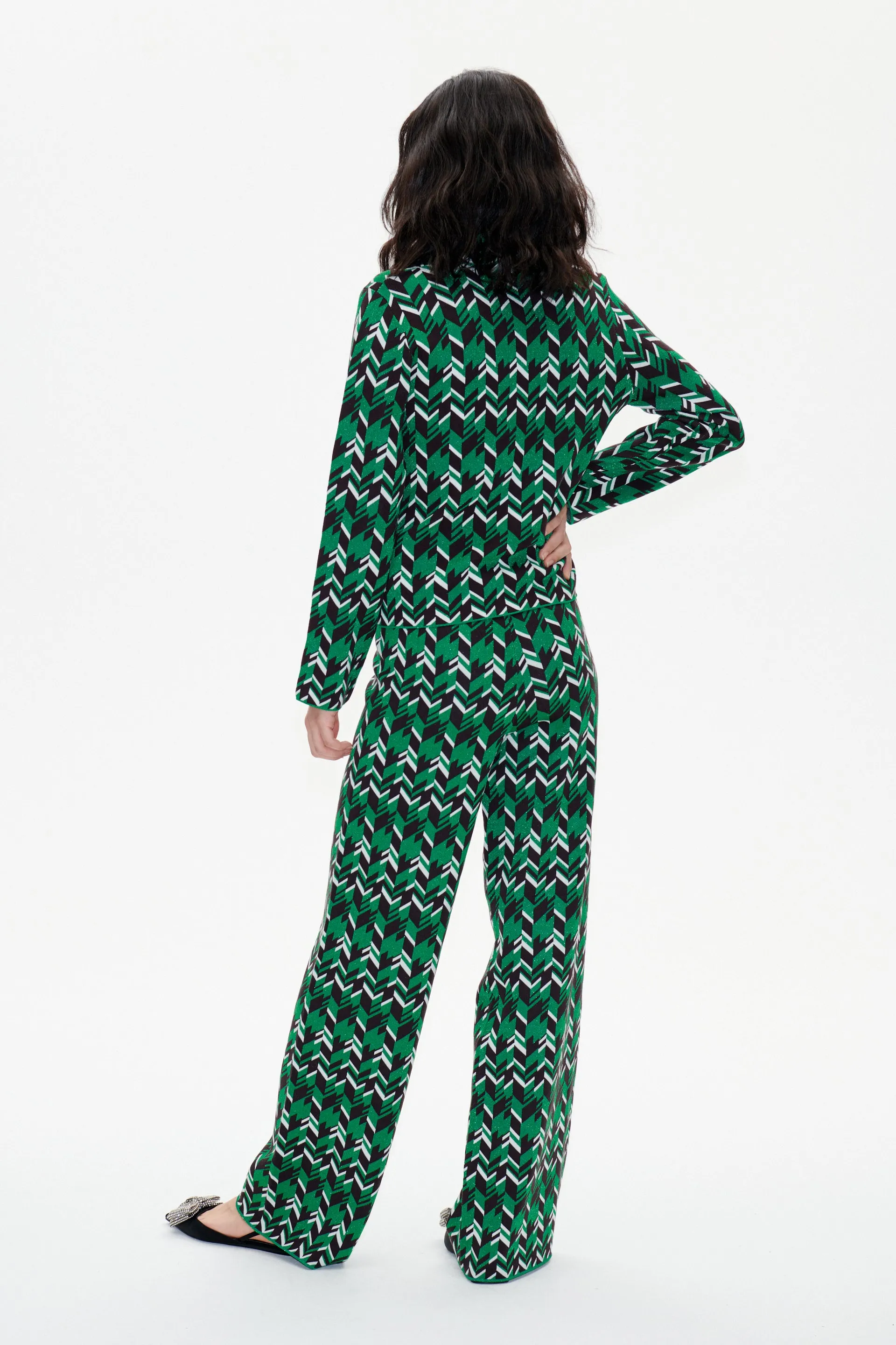 CABERY PANTS | Green Geometric sold by Baum und Pferdgarten product image thumbnail 2