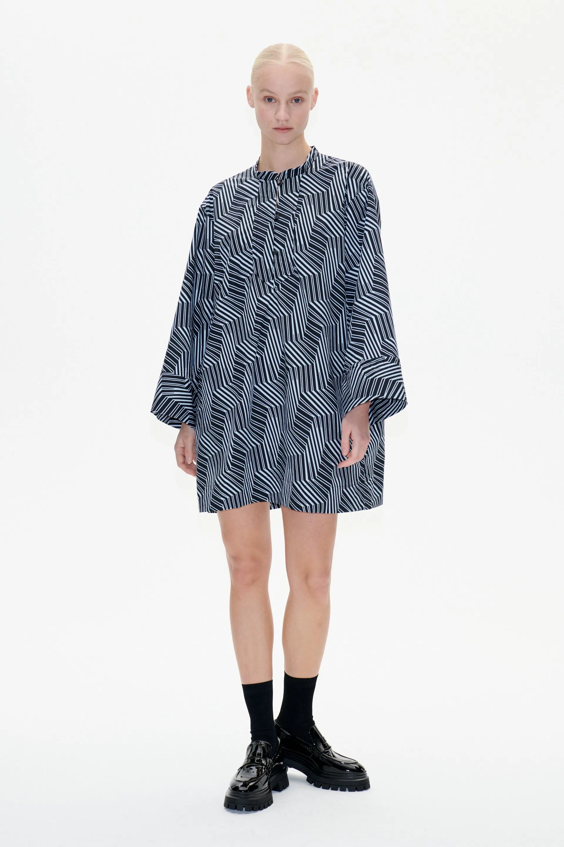 ABI DRESS | Blue Zebra sold by Baum und Pferdgarten