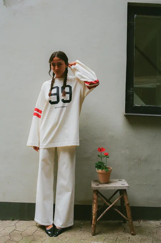 JEEVANA TOP | Creme Navy Red 99 sold by Baum und Pferdgarten