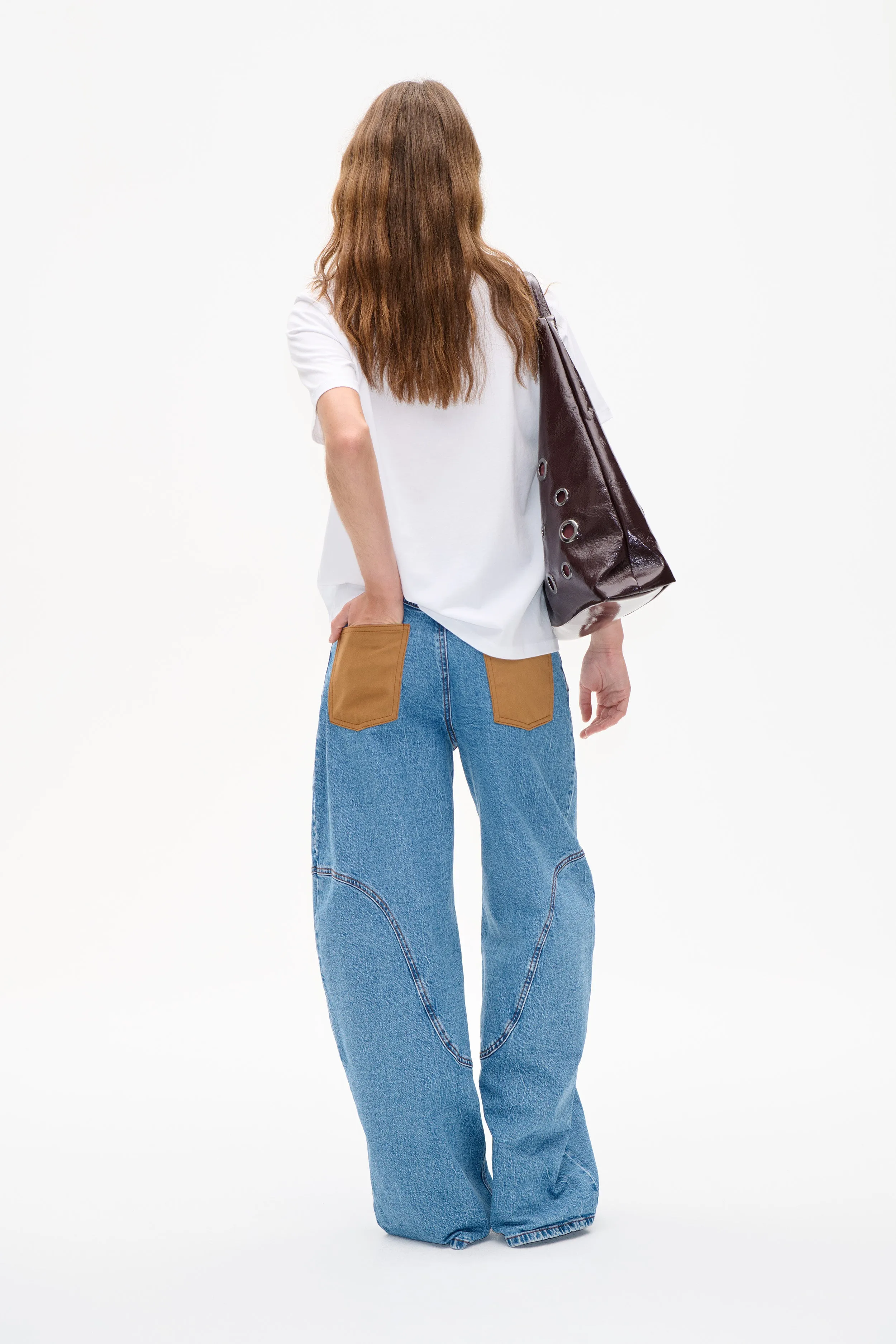 JAWO T-SHIRT | Black Baum Logo sold by Baum und Pferdgarten product image thumbnail 2