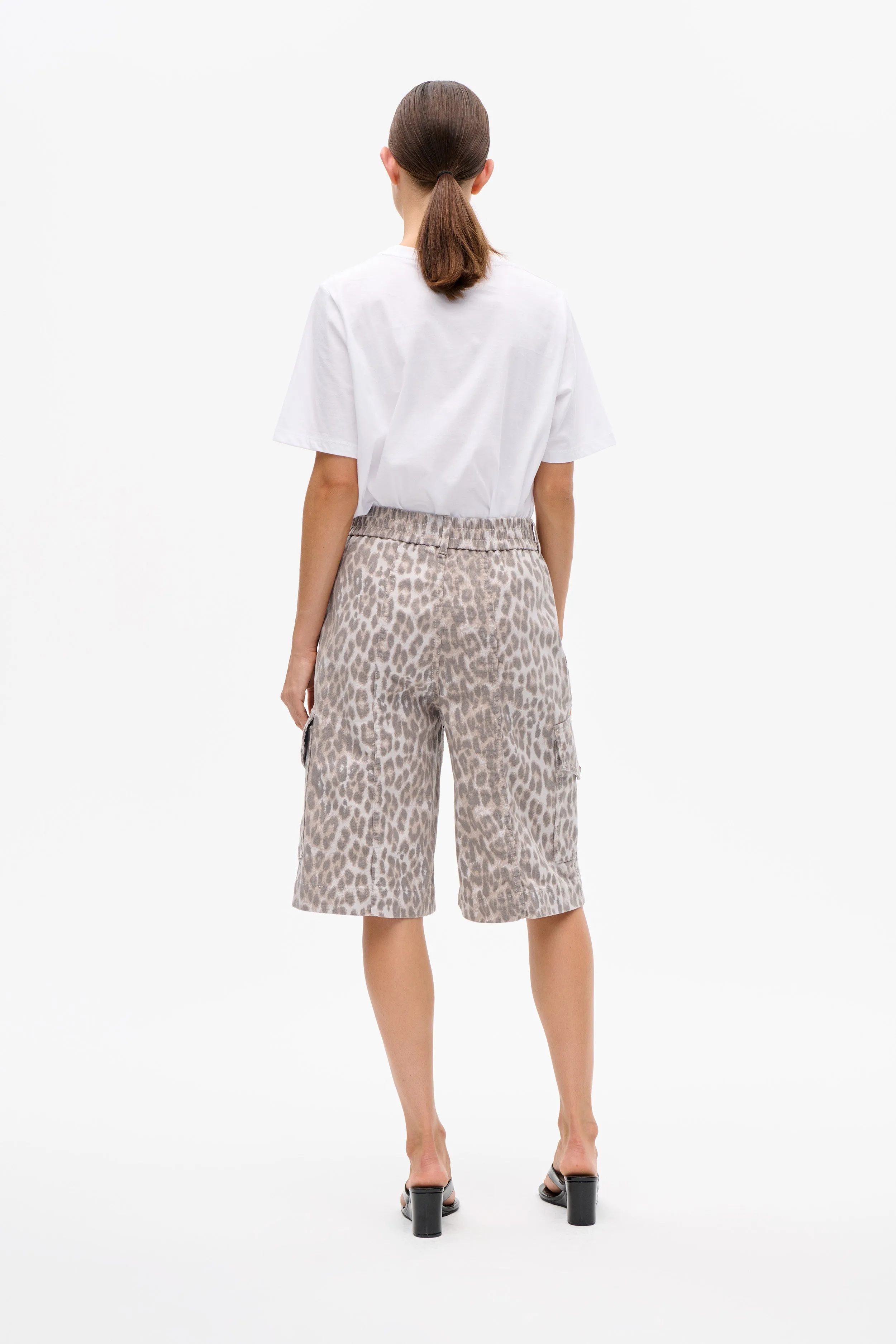 JAWO T-SHIRT | Baum Horses sold by Baum und Pferdgarten product image thumbnail 3