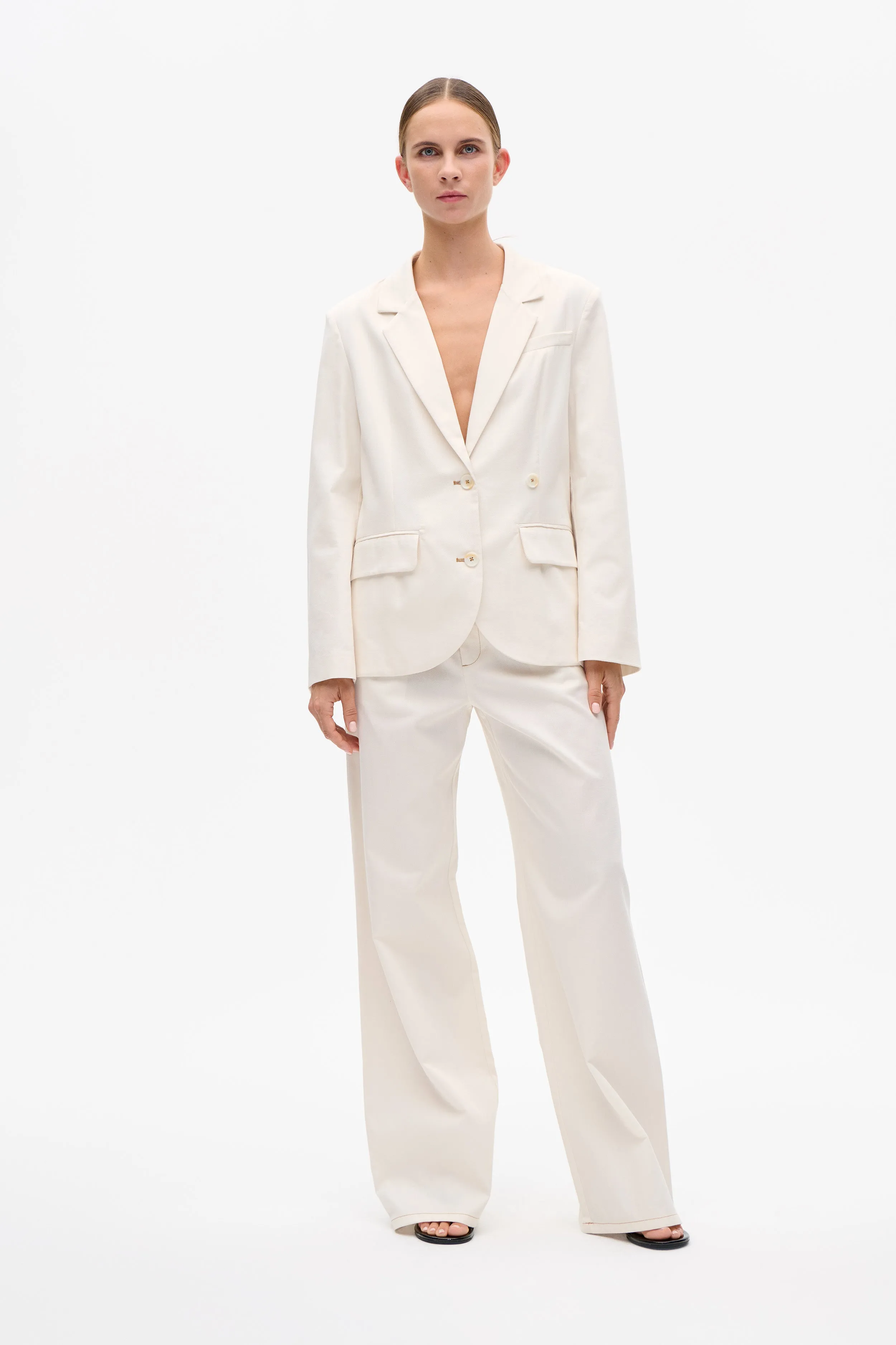 BLEONI JACKET | Cloud Dancer sold by Baum und Pferdgarten product image thumbnail 2