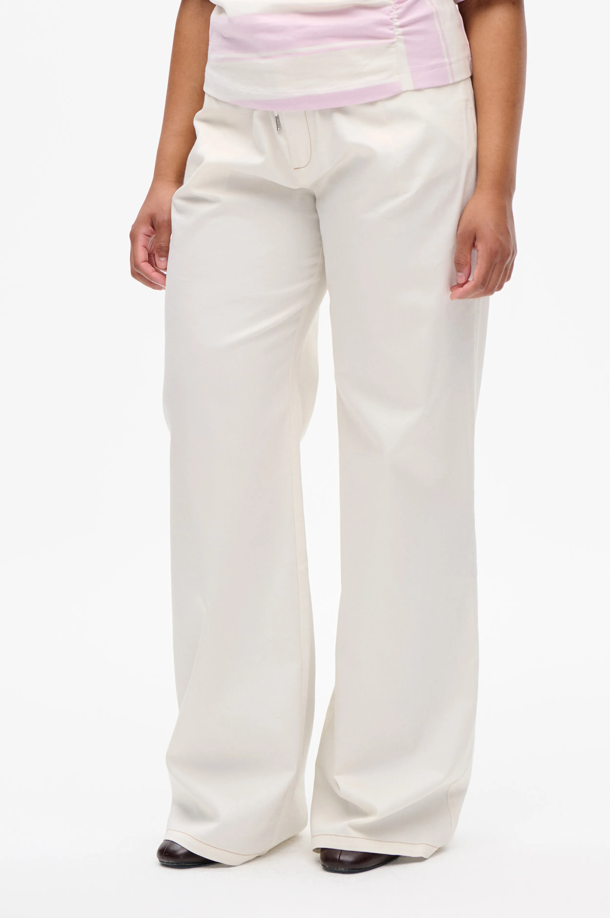 NANNY TROUSERS | Cloud Dancer sold by Baum und Pferdgarten product image thumbnail 3