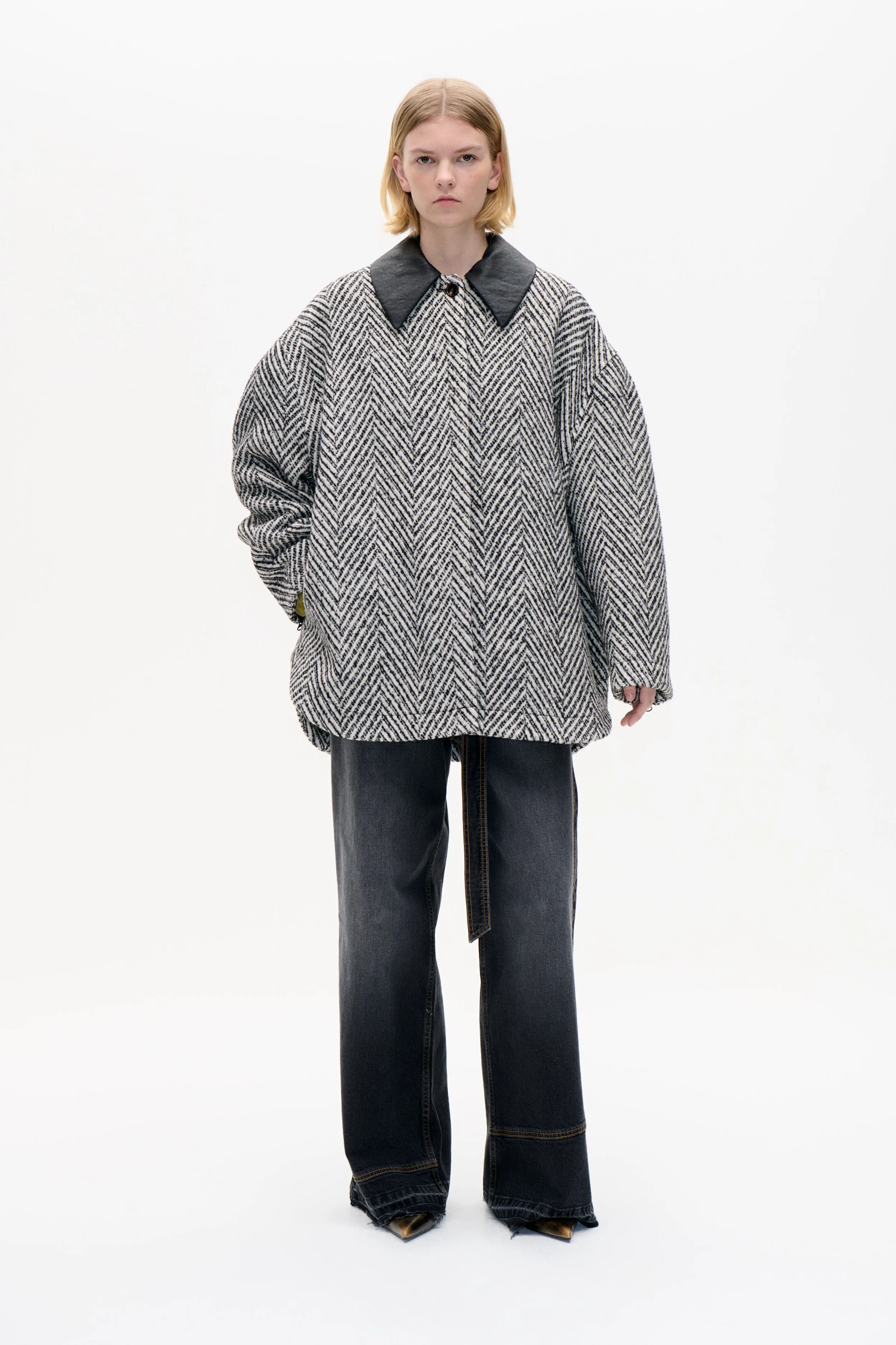 BERFE JACKET | Black White Herringbone sold by Baum und Pferdgarten product image thumbnail 2