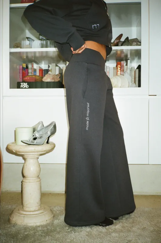 ESSENTIAL TRACKS made by Mode Mischief